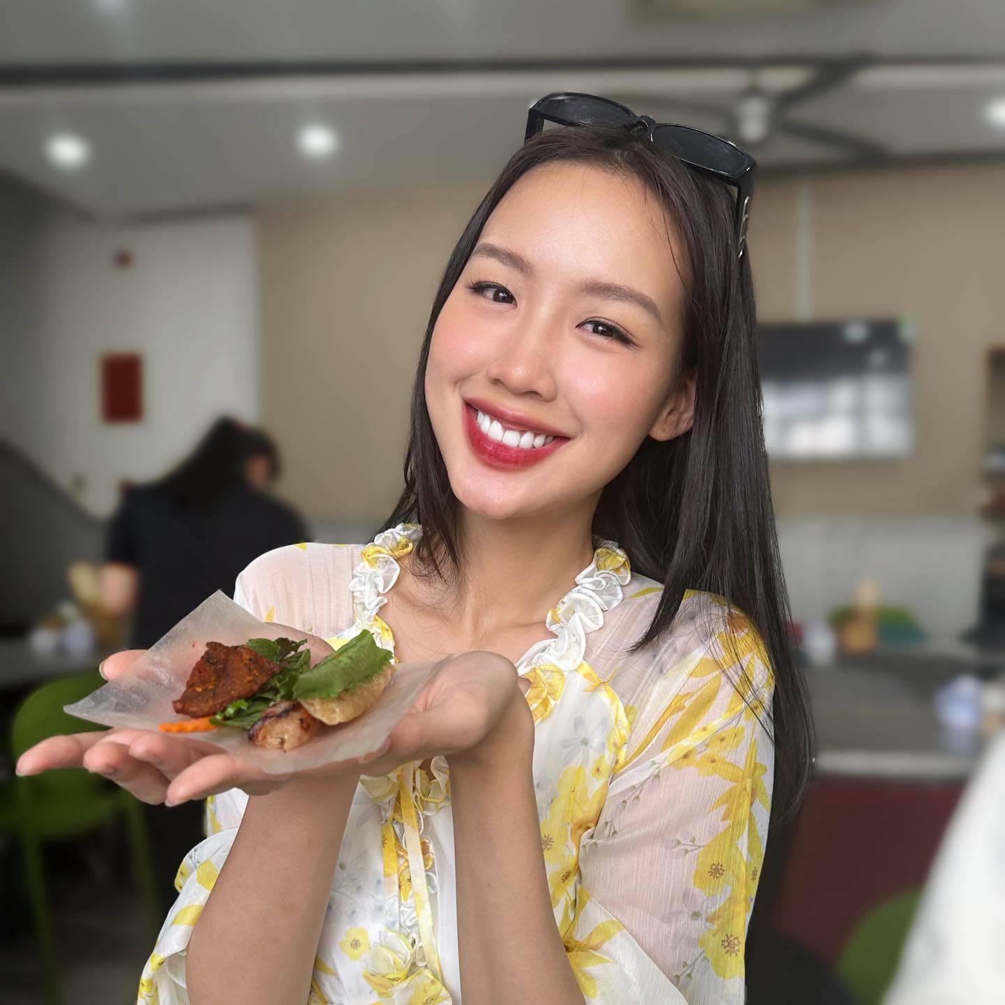 Xuất hiện &#34;cô em Ê Đê&#34; nhan sắc tiên tử, cao 1m86 lấn át vẻ đẹp của &#34;viên ngọc trai đen&#34; H&#39;Hen Niê - 15