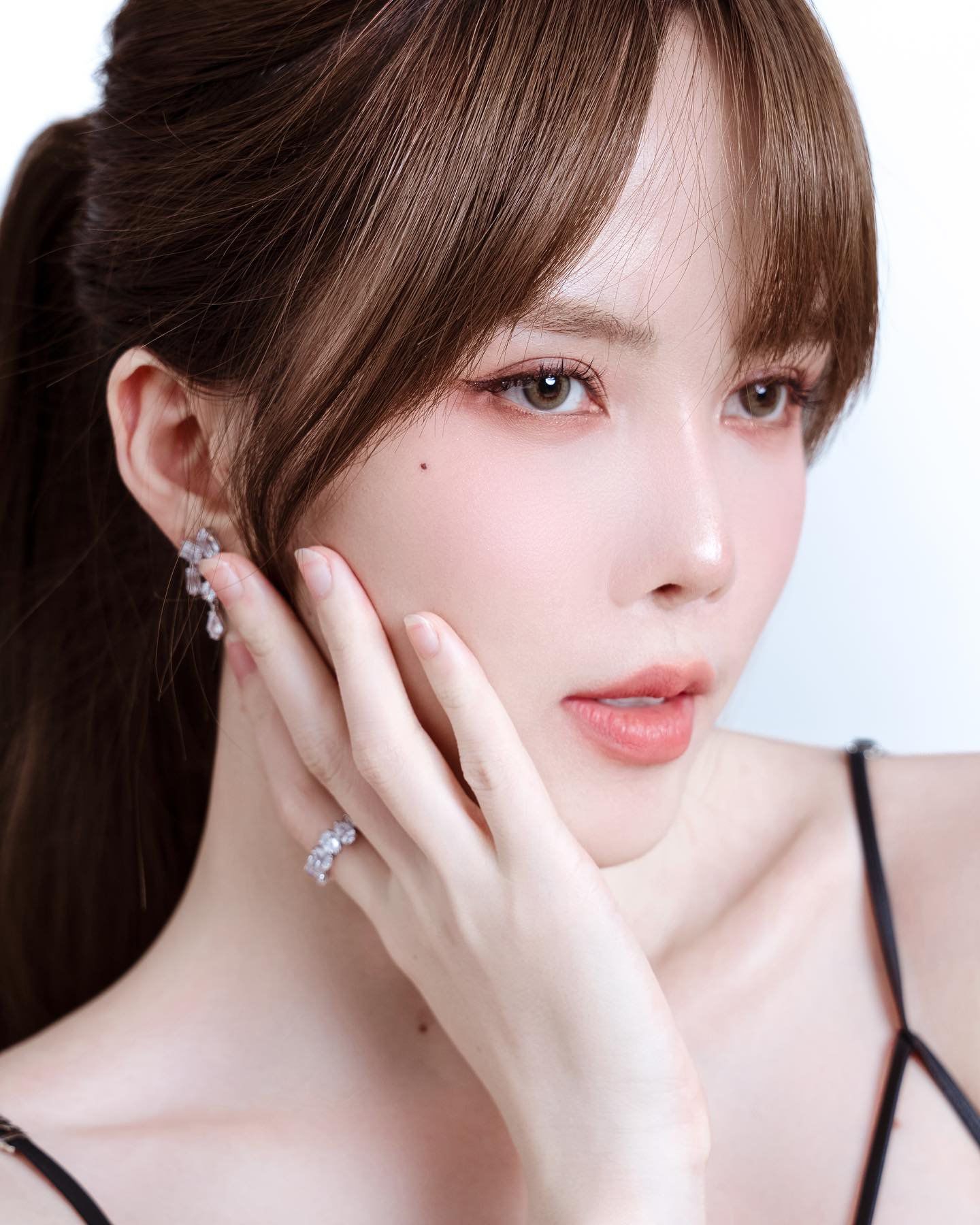 Hồ Ngọc Hà tiết lộ phương pháp giúp &#34;trẻ mãi không già&#34;, hội sao Vbiz tuổi nào cũng áp dụng - 6