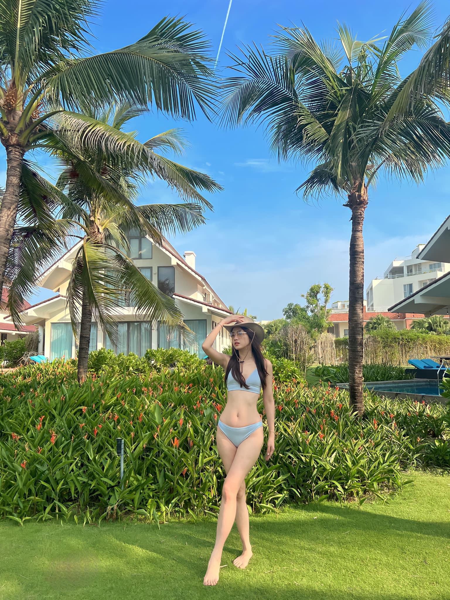 2 mẹ bỉm của Hoa hậu Việt Nam 2016 hội ngộ: Mỹ nhân từng bị Đỗ Mỹ Linh &#34;đánh bại&#34; nay không kém sắc vóc - 21