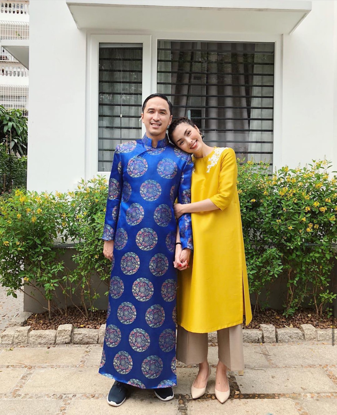 Đẳng cấp chọn áo dài qua từng năm của ngọc nữ Tăng Thanh Hà, nhìn màu sắc là biết Tết đến - 19