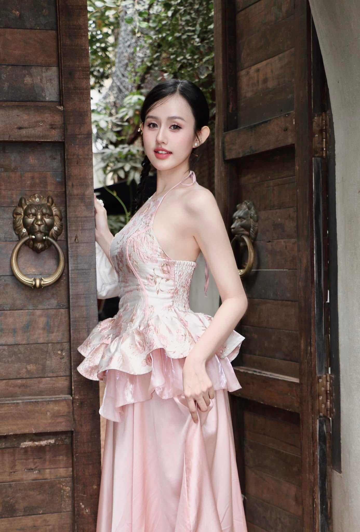 Xuất hiện bản sao của Mai Phương Thuý chuẩn bị ghi danh Hoa hậu Việt Nam, nhan sắc cỡ nào mà CĐM xốn xang? - 4