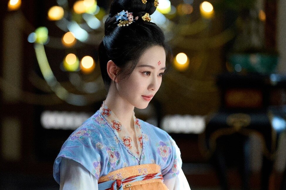 &#34;Ái phi&#34; đẹp bậc nhất màn ảnh từng uống nước cũng béo giờ có dáng tiên nữ, cổ thiên nga nhờ bí quyết đơn giản - 2