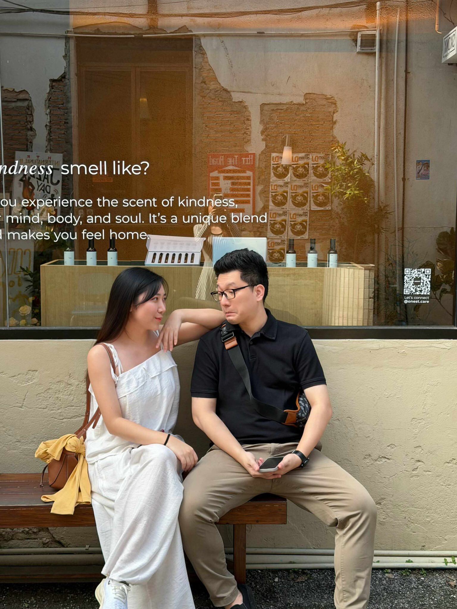 Nhan sắc 2 em gái Trấn Thành: Người "giàu nhất nhà" sống giản dị, em út ngày càng "Hàn hóa" giống chị dâu - 14