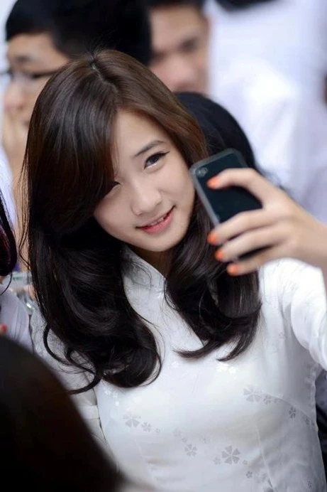 Nhan sắc "hot girl bế giảng" được chú ý nhất hiện nay: Là vợ nam rapper đình đám, đẻ 2 con vẫn đẹp như gái còn son - 4