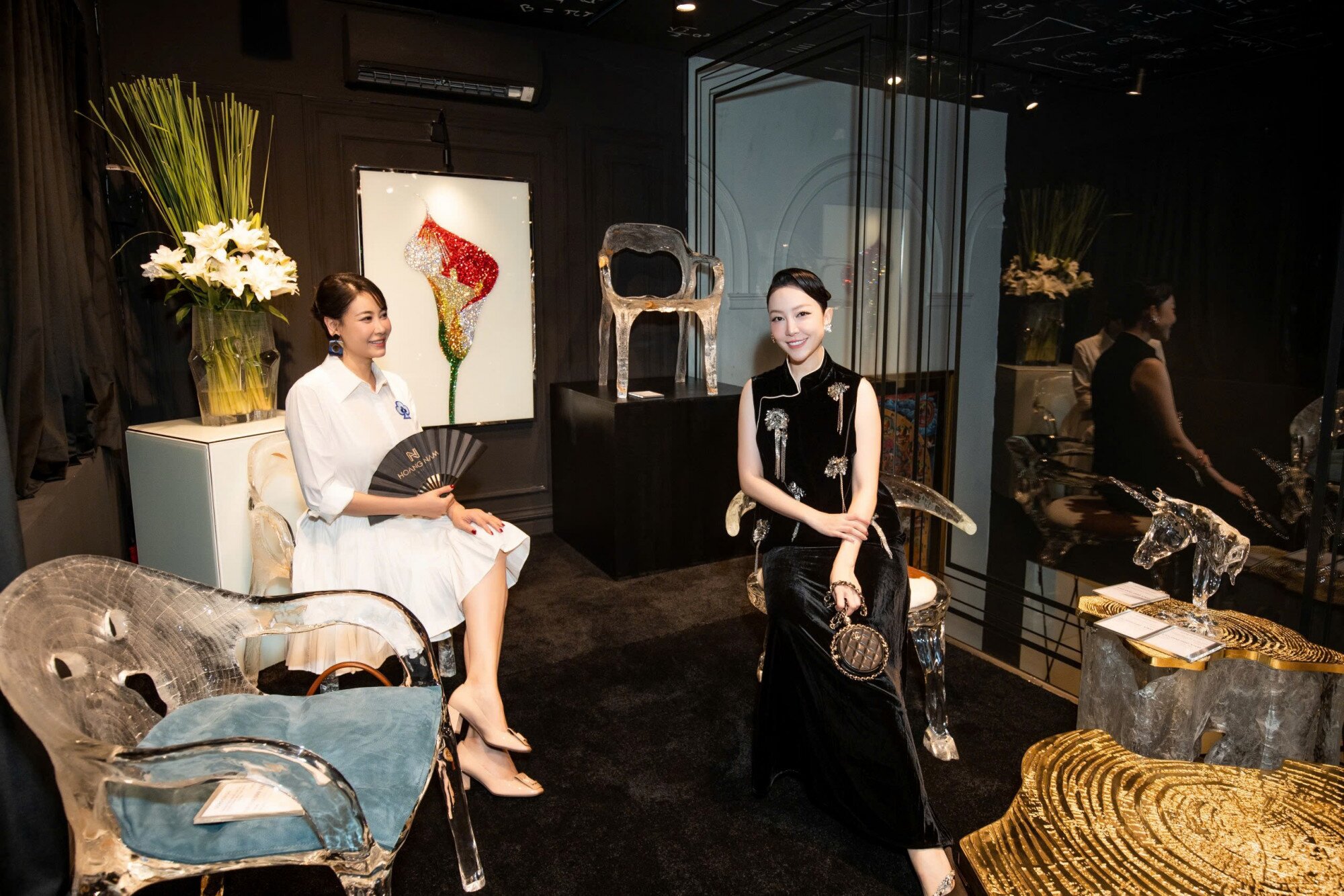 Em gái "sinh đôi" của "hoa hậu giàu nhất Việt Nam": Giàu "nứt vách" không kém chị, được mệnh danh là chim công - 6