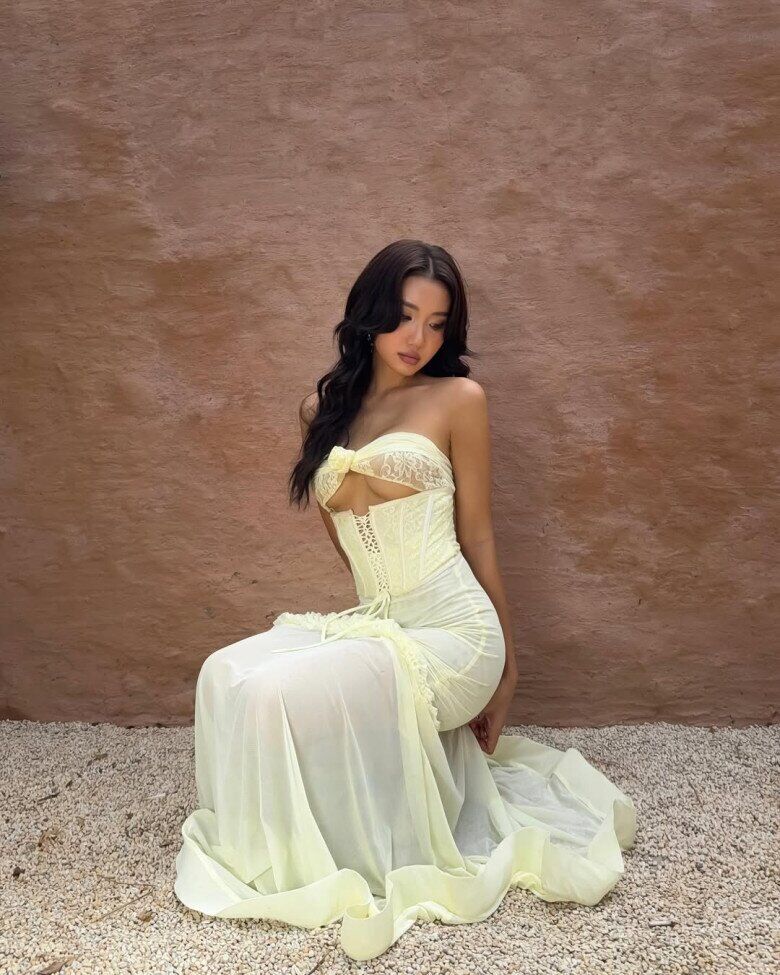 Nhan sắc 2 hot girl lấy chồng năm 18 tuổi nhưng giờ đều chia tay, có người thay đổi 180 độ khác hẳn khi xưa - 7