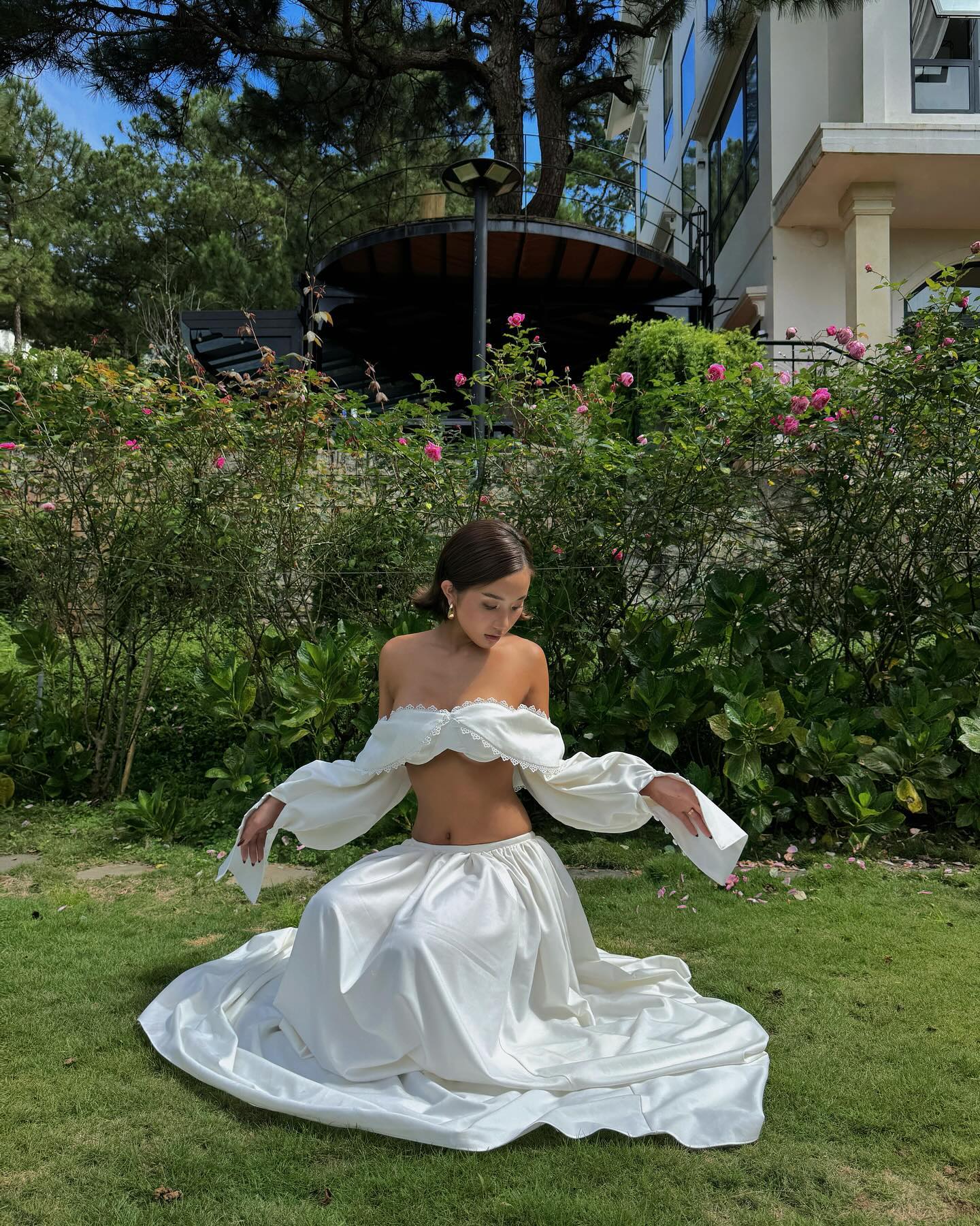 Hot girl 2K4 sở hữu thân hình bốc lửa nhờ chăm uống nước màu tím, có thành phần là "nữ hoàng" chống lão hóa - 5