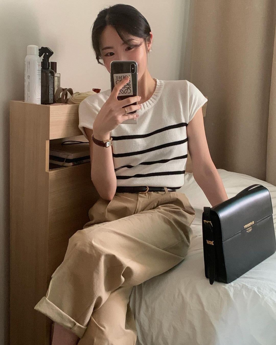 Năm 2026 chị em thích mặc tối giản nhưng vẫn muốn "sang ngầm", đây chính 5 món thời trang nhất định phải có - 4