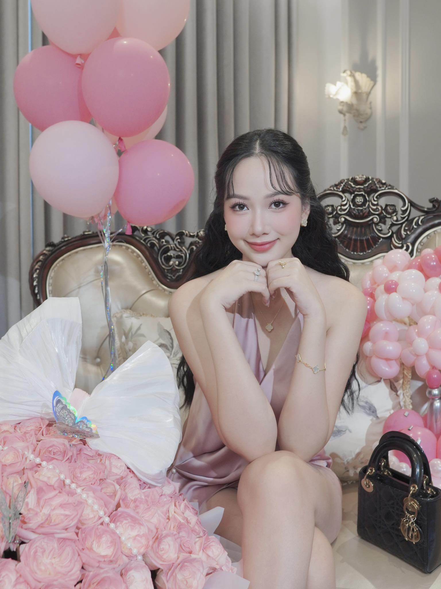 Mỹ nhân có làn da đẹp nhất Hoa hậu Việt Nam 22 tuổi làm dâu hào môn, nhan sắc hiện tại "không phải dạng vừa" - 9