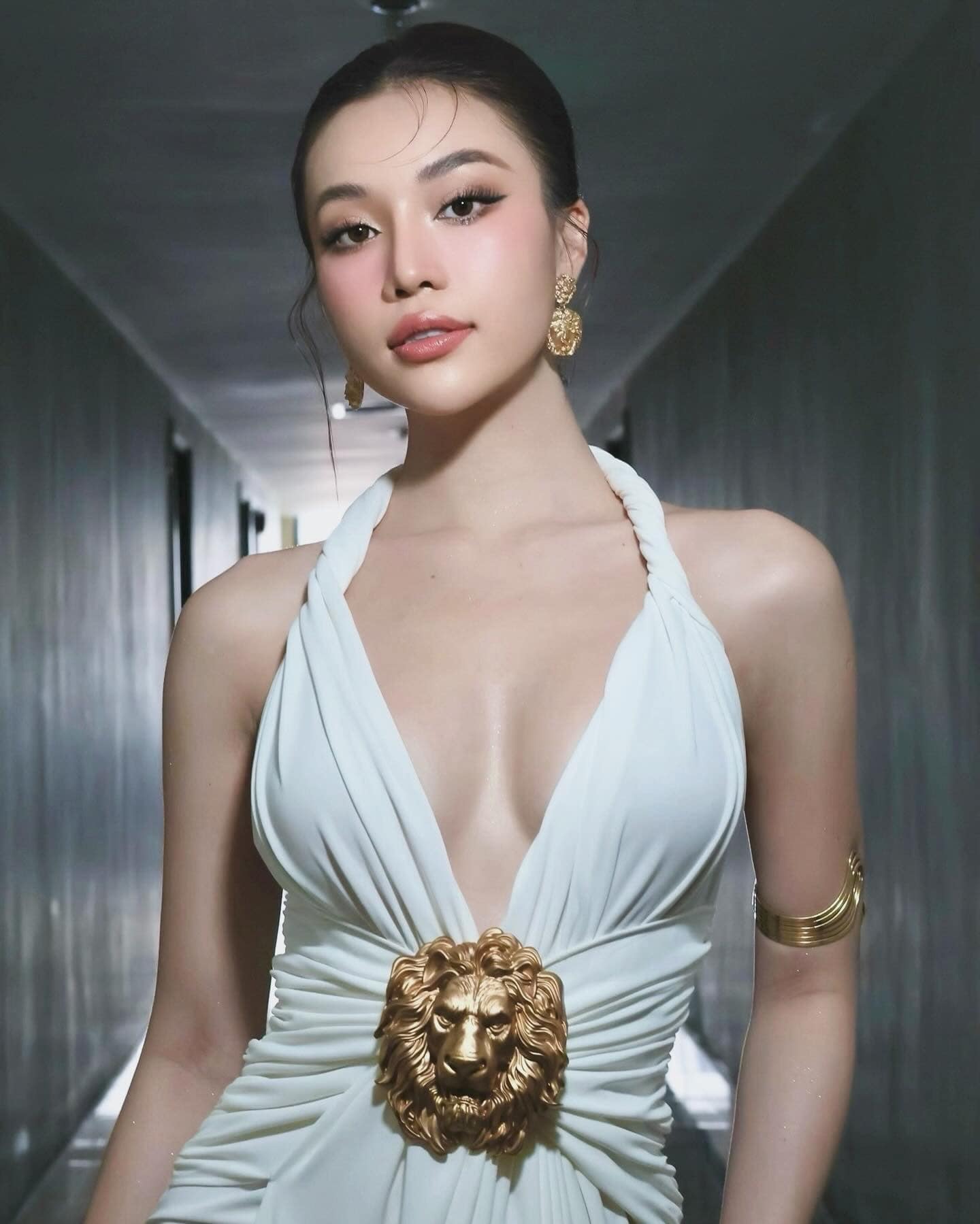 Mỹ nhân đóng "cảnh nóng" hot nhất lúc này: Visual tựa "nữ thần", chuộng mặc nóng bỏng khó rời mắt - 6