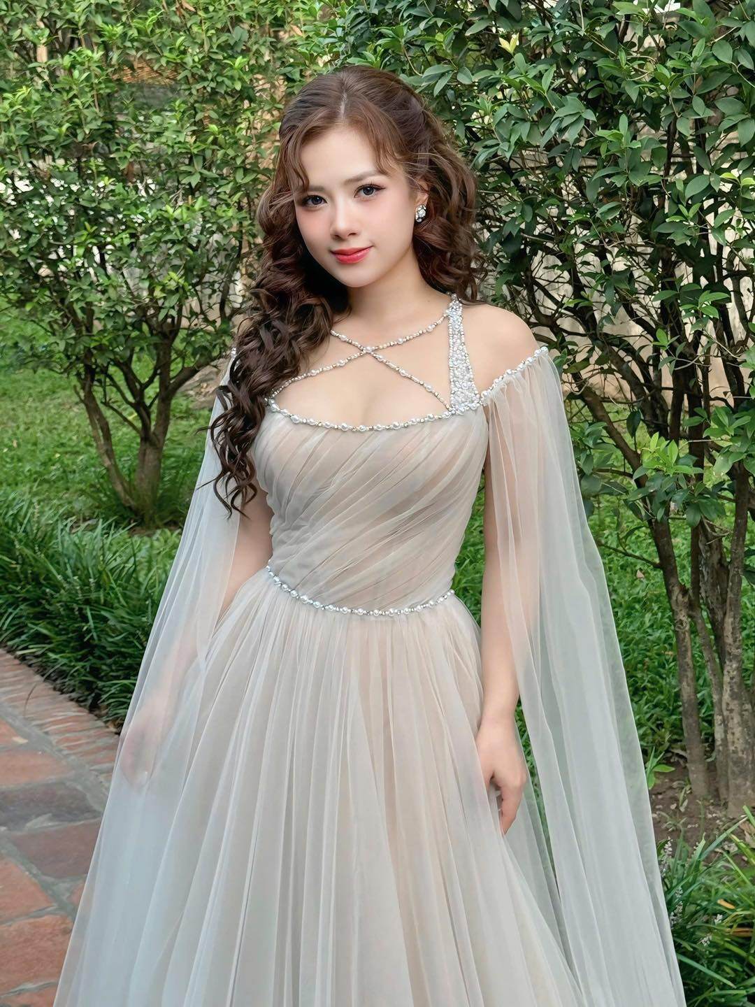 Cô gái từng gây sốt tại The Voice "phá kén" thăng hạng thành mỹ nhân đình đám Vbiz, U40 chuộng hở bạo hết cỡ - 7