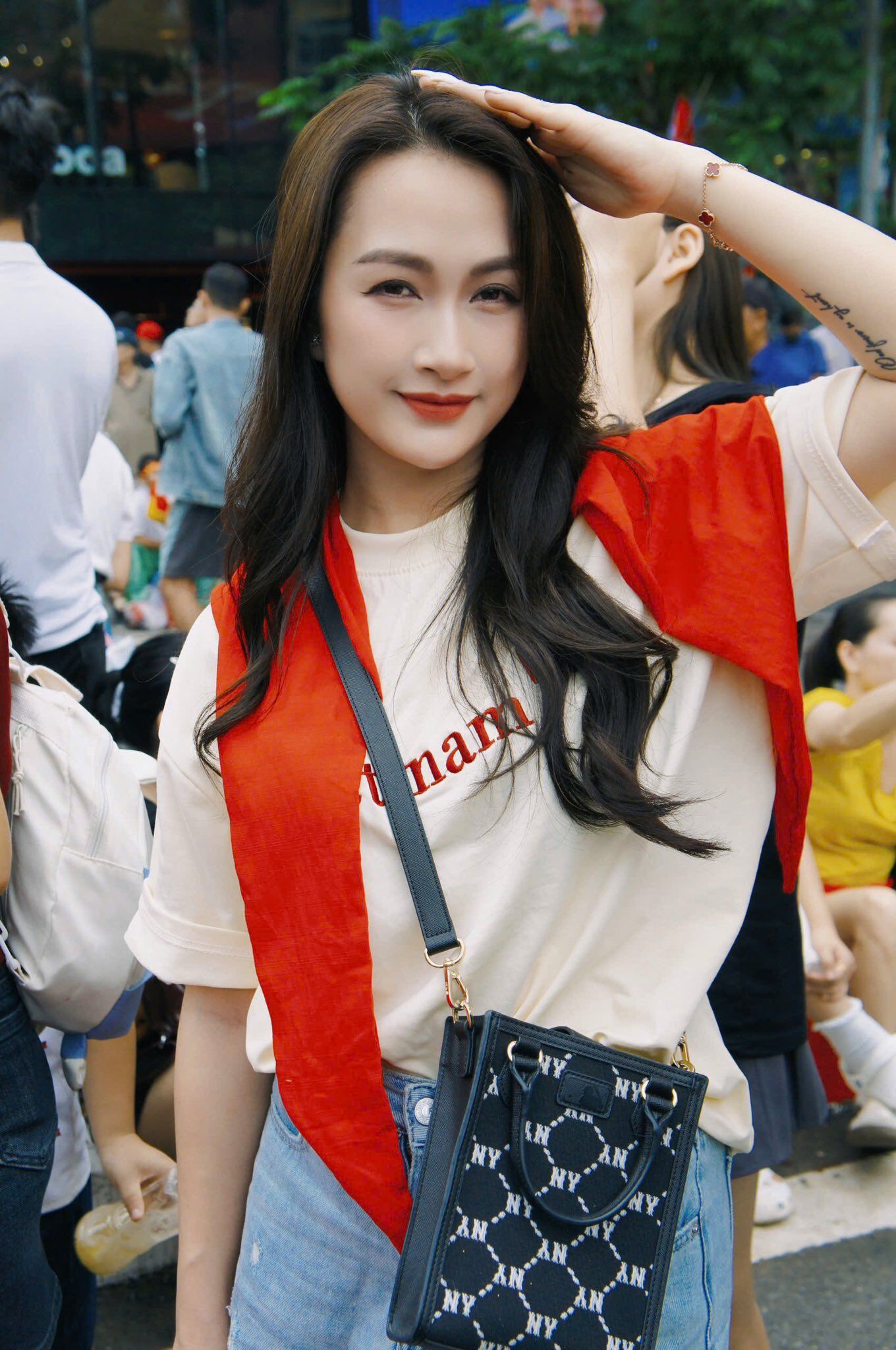 Hot girl dân tộc Thái khiến "nam thần VTV" say đắm phải "cưới vội", nhan sắc 10 năm trước suýt không nhận ra - 6