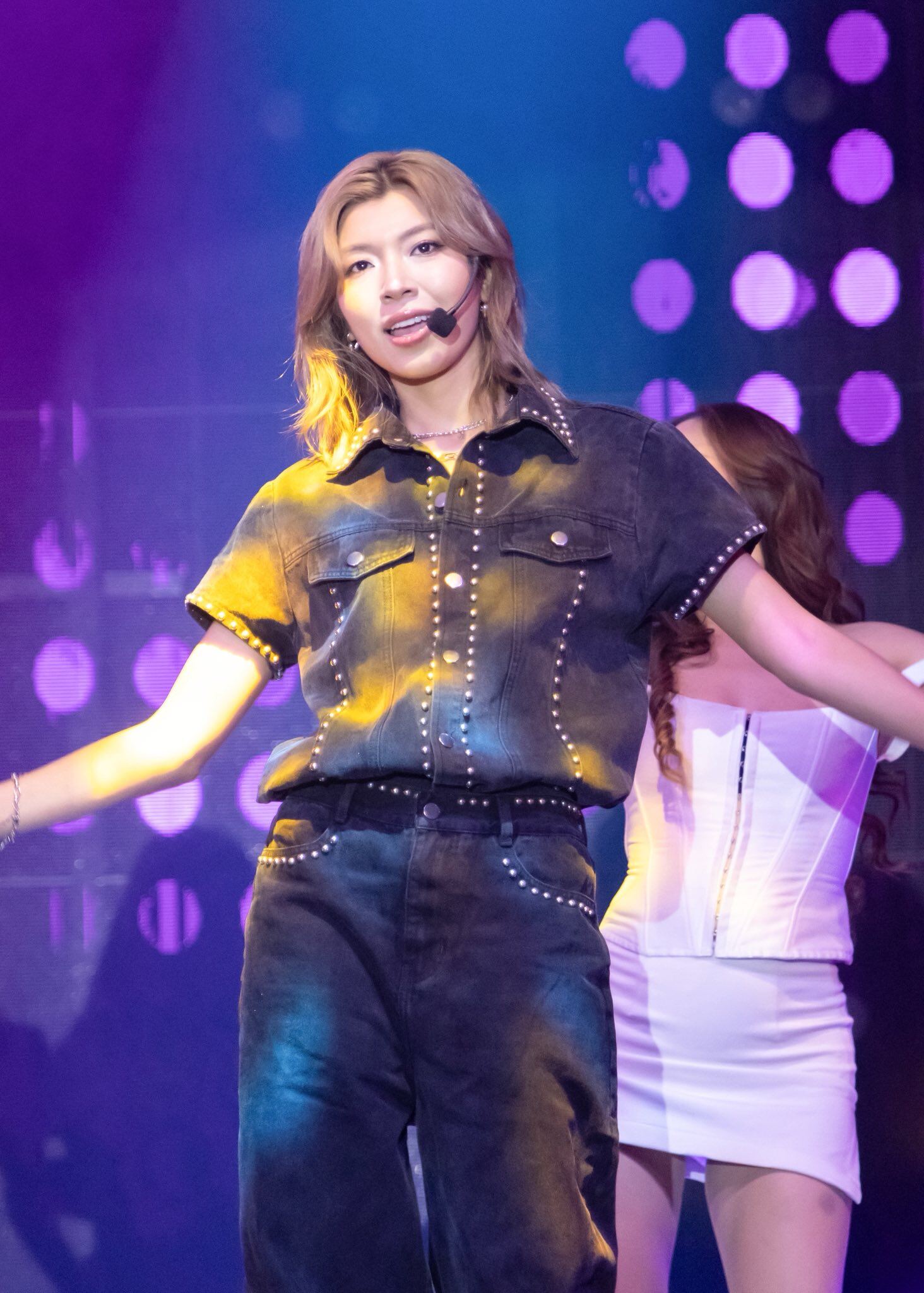 Đã tìm ra mỹ nhân Việt để tóc ngắn "đỉnh chóp", nhuộm bạch kim hay đỏ đều đẹp "bất bại - 6