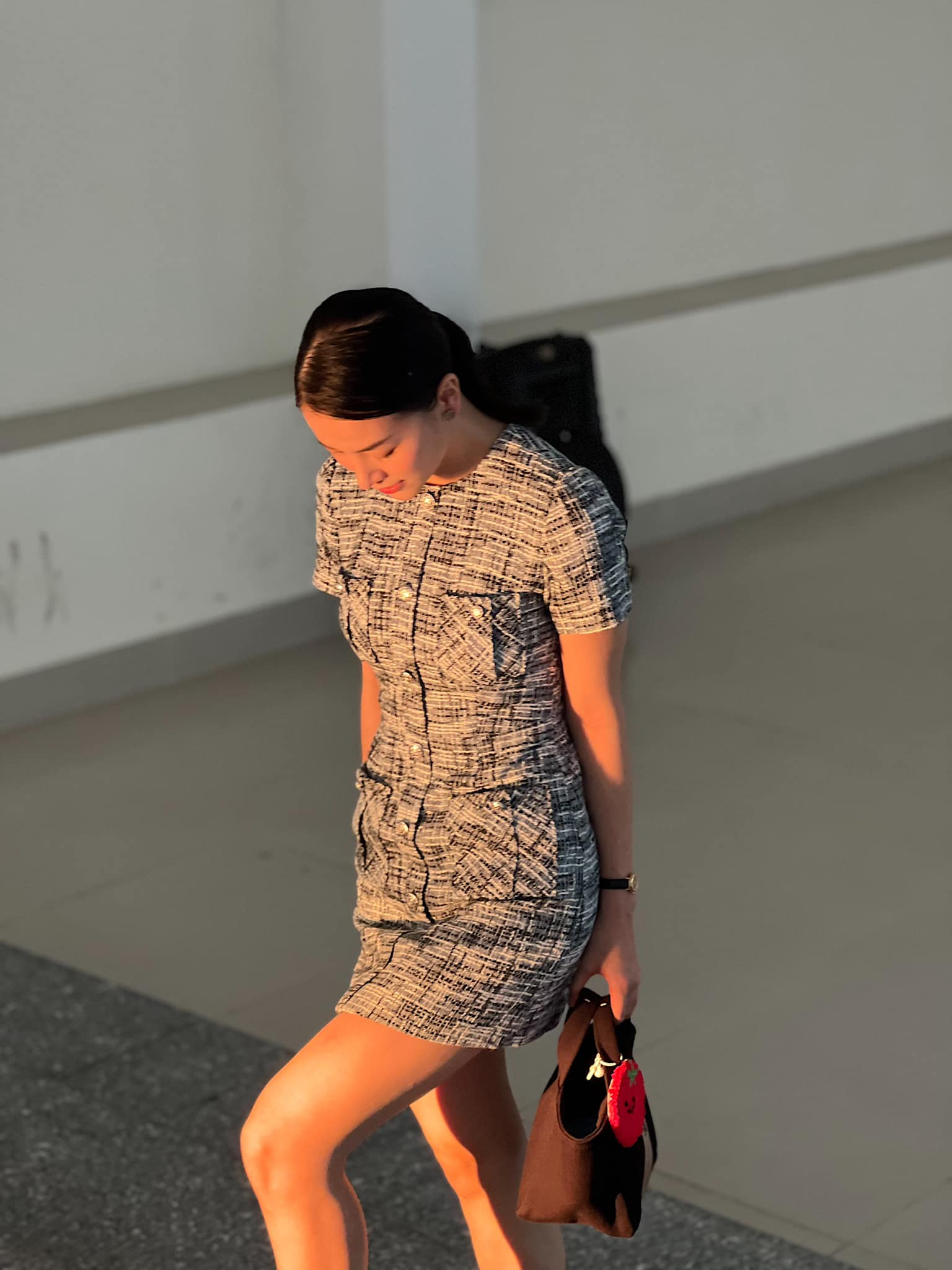 Hoa hậu Bến Tre duy nhất được ví như Nam Phương Hoàng Hậu diện váy cưới trắng, cả showbiz chúc mừng - 17