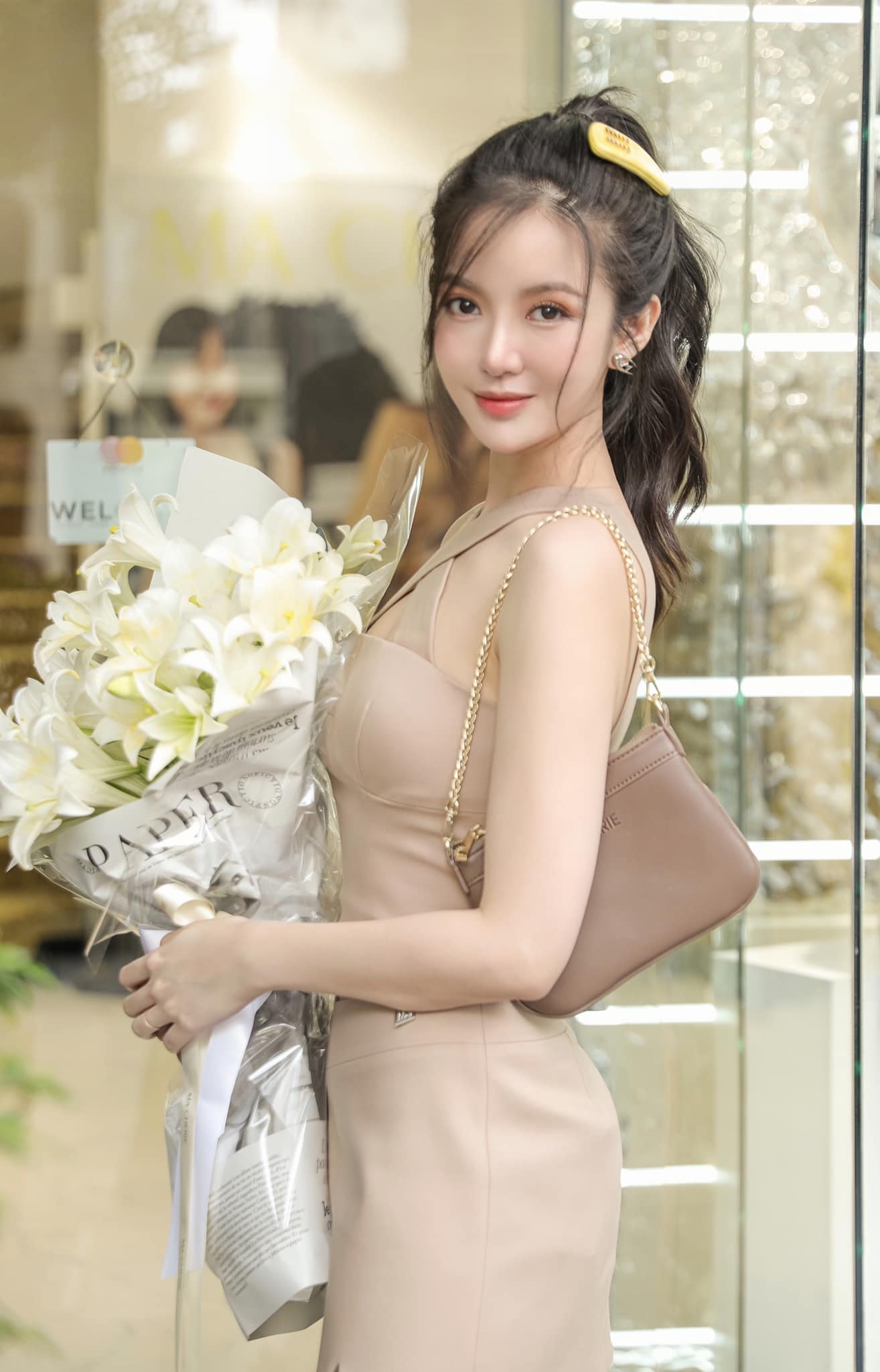 &#34;Hotgirl MU&#34; nổi tiếng 6 phút có con xinh như tiên, mẹ mê làm điệu dí dỏm: &#34;Trộm vía giống tốt&#34; - 14