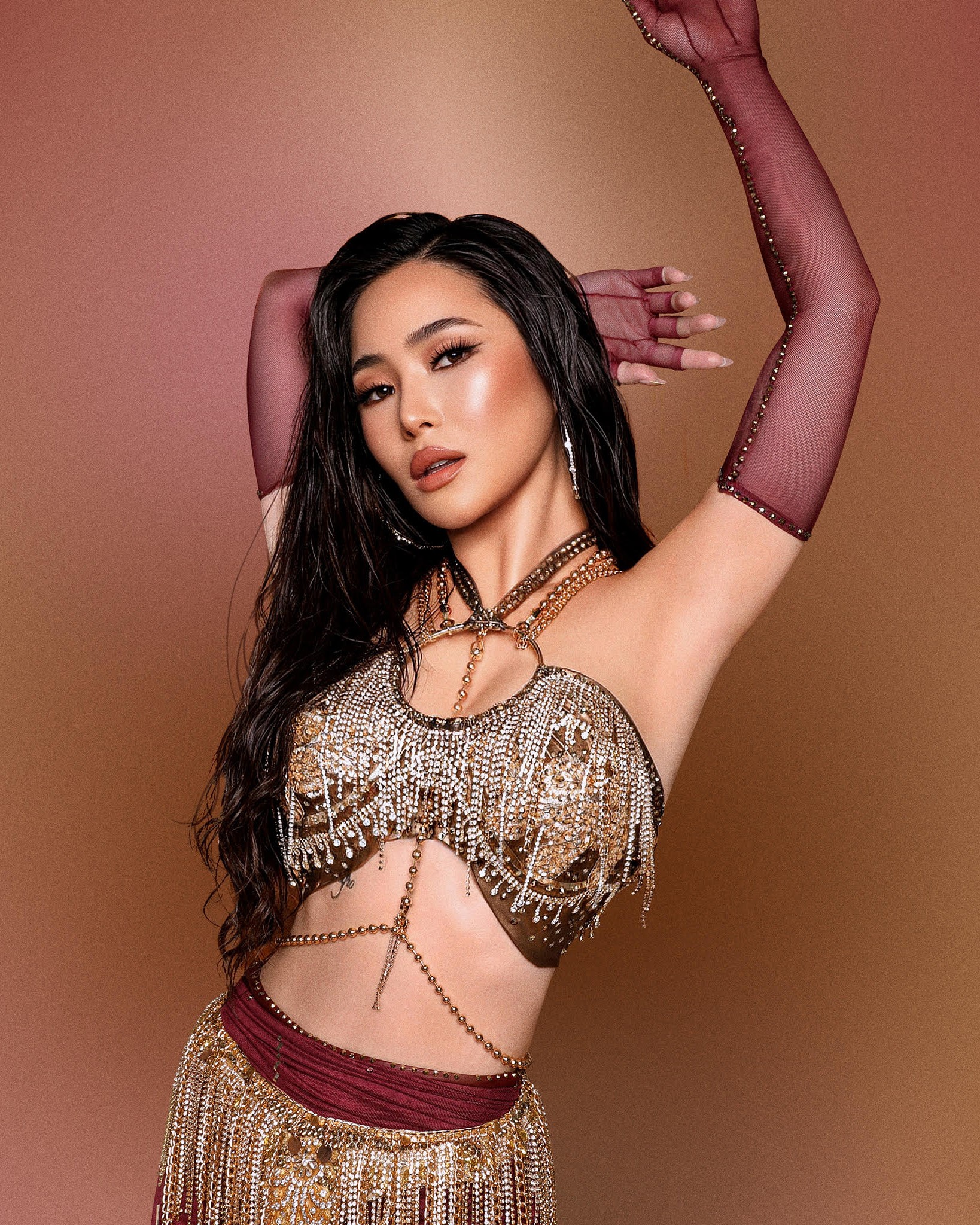 Nhan sắc của nữ ca sĩ bị đồn sang Mỹ sinh con: Thời thiếu nữ mũm mĩm, hiện tại thay đổi 180 độ - 19