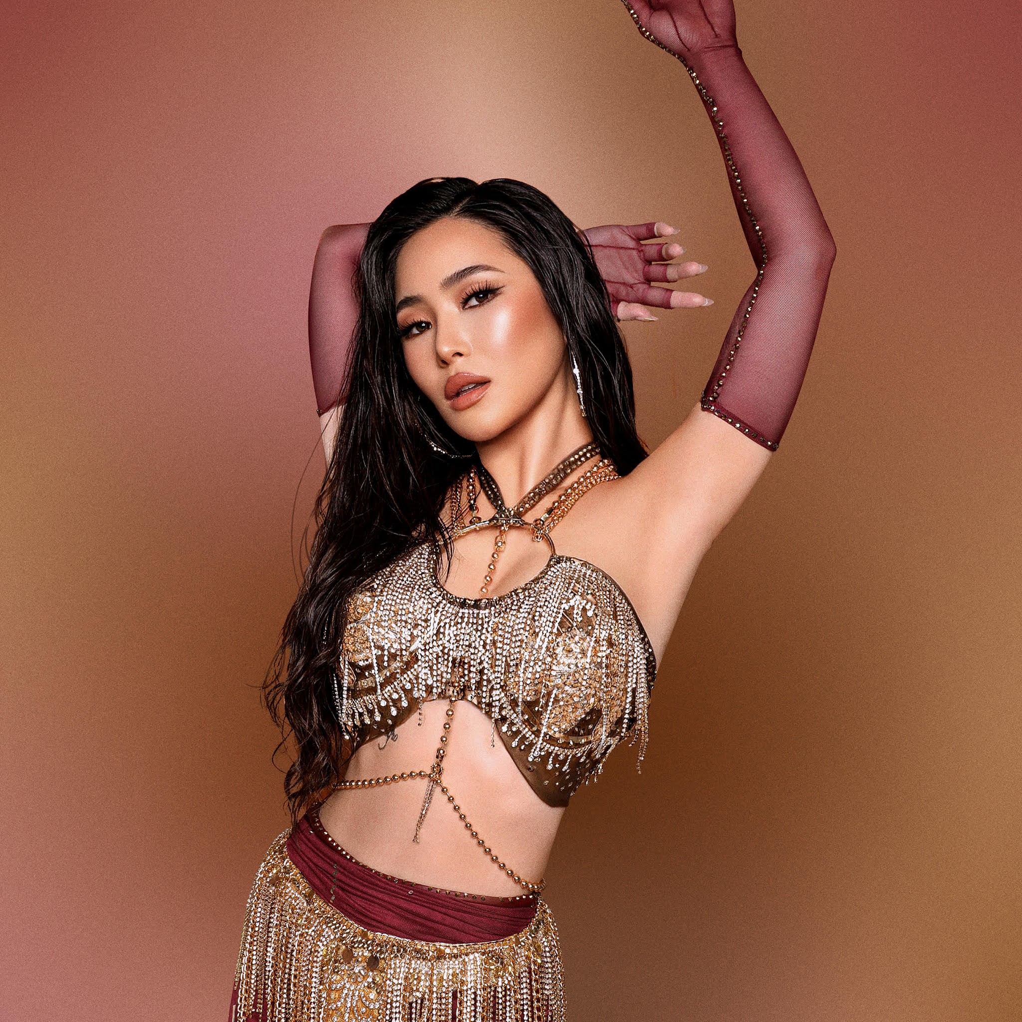 Nhan sắc đời thực của Hương Tràm khi vừa trở về Việt Nam, có một điểm thay đổi hoàn toàn - 13
