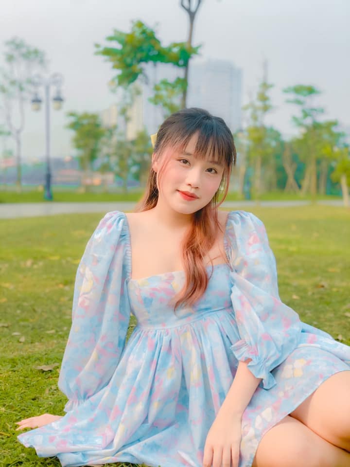 &#34;Cô Xuyến&#34; 4 đời chồng khoe sắc cùng 3 con gái xinh như mộng, con gái đầu vừa đẹp vừa giàu, nổi nhất nhà - 23