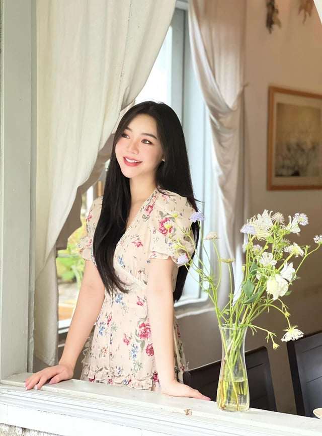 Học hội mỹ nhân &#34;Vũ trụ VTV&#34; mặc đẹp cả hè chỉ với công thức &#34;2 áo - 2 váy&#34; - 14