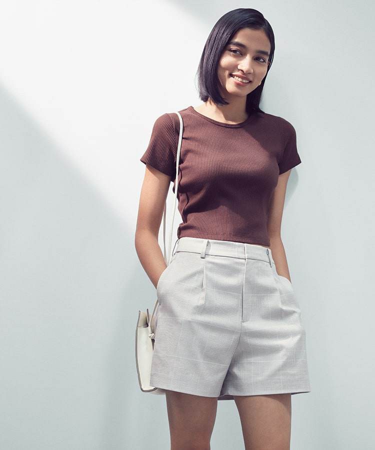 Kiểu quần short giảm béo giúp nàng chân to mặc vào hóa thon lập tức, hội Hoa hậu cũng mê - 2