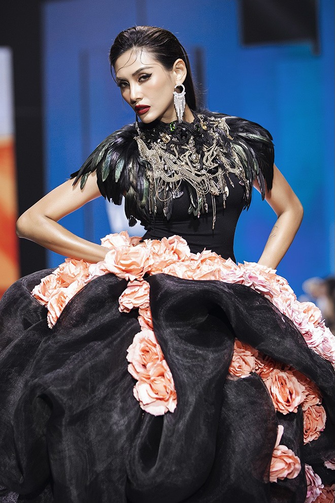 Hoa hậu có vòng 1 đẹp nhất Việt Nam khoe visual lúc mới vào nghề, nhận khó ra vì khác “một trời một vực” - 3
