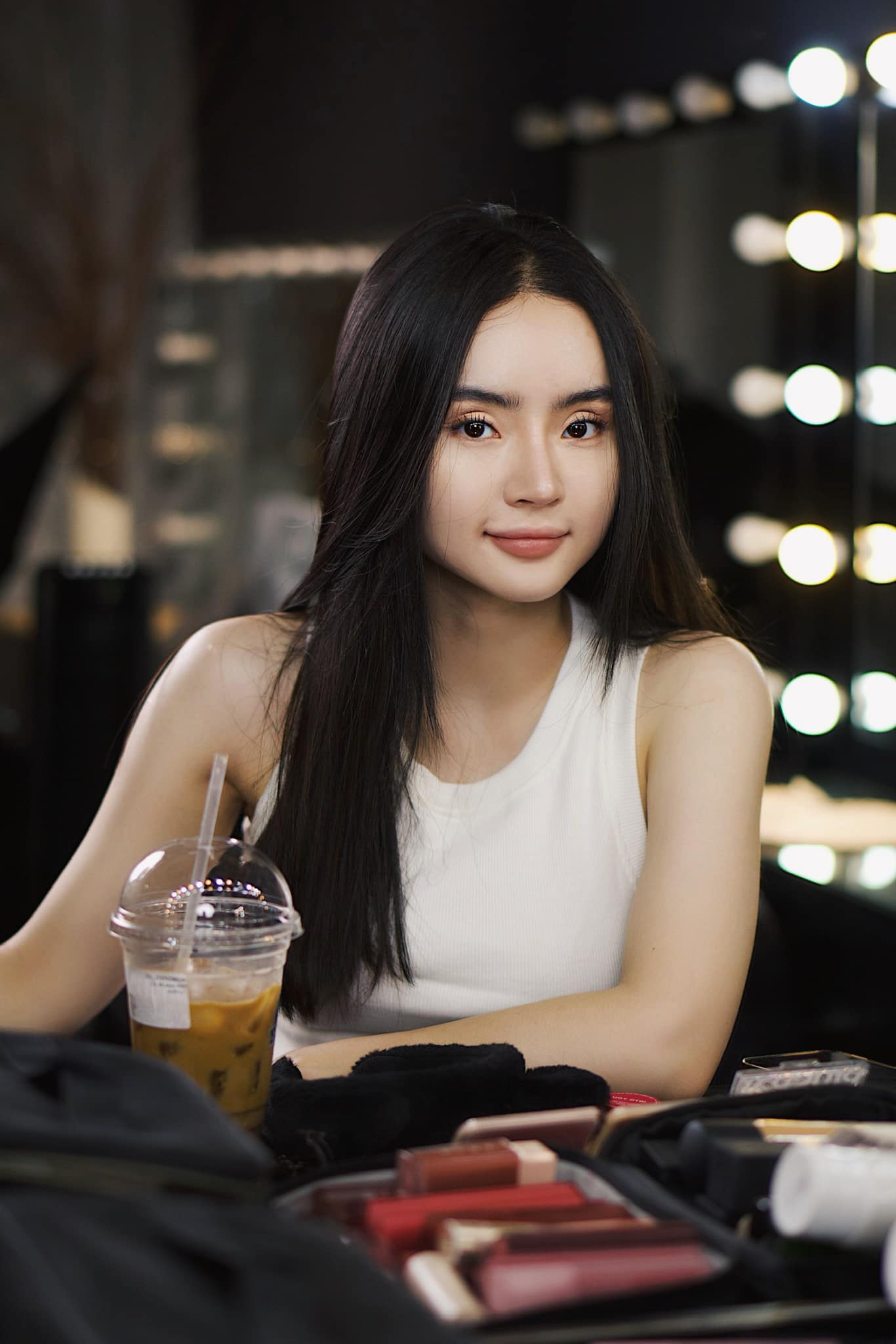 Dàn sao nhí &#34;Mùi Ngò Gai&#34; sau 18 năm: Angela Phương Trinh bị soi dao kéo quá đà, Yeye Nhật Hạ từng tăng 40kg - 20