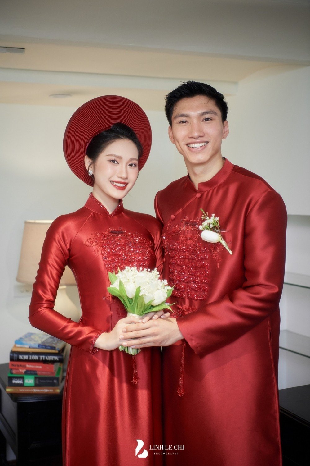Combo áo dài đỏ từ đầu đến chân của các cô dâu Việt, Midu và Doãn Hải My hút mọi ánh nhìn - 7