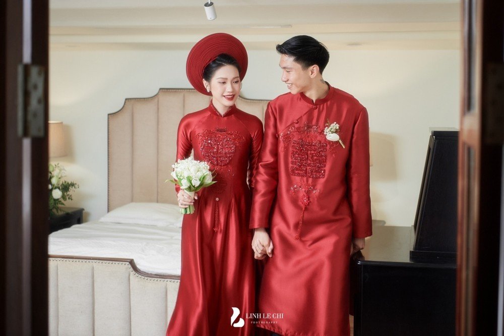 Combo áo dài đỏ từ đầu đến chân của các cô dâu Việt, Midu và Doãn Hải My hút mọi ánh nhìn - 8