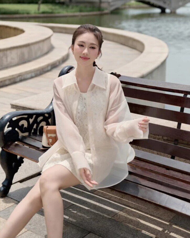 Là phu nhân chủ tịch đời thực nhưng Hoa hậu Đỗ Mỹ Linh vẫn chăm mặc đồ giá rẻ, vẫn đẹp như hàng hiệu xa xỉ - 3