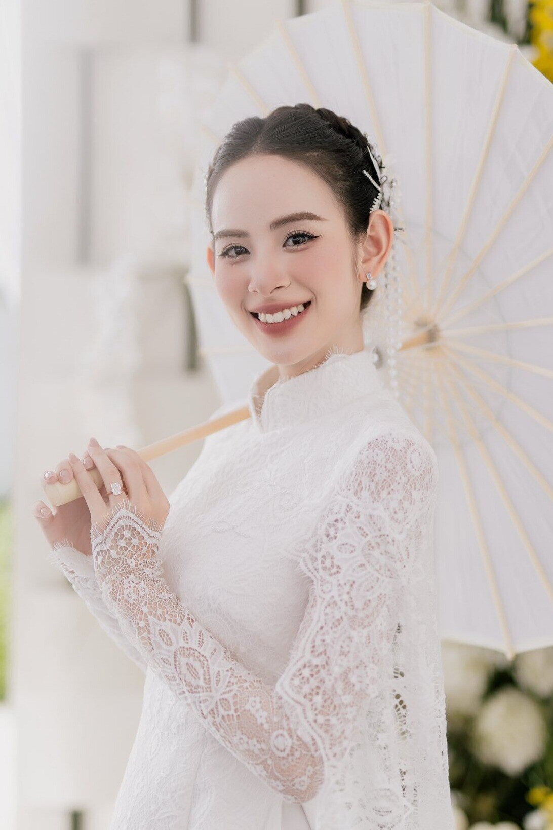 Hai mẫu áo dài cưới đặc biệt của cô dâu hot girl hơn 700.000 người theo dõi nổi đình đám mạng xã hội Việt - 10