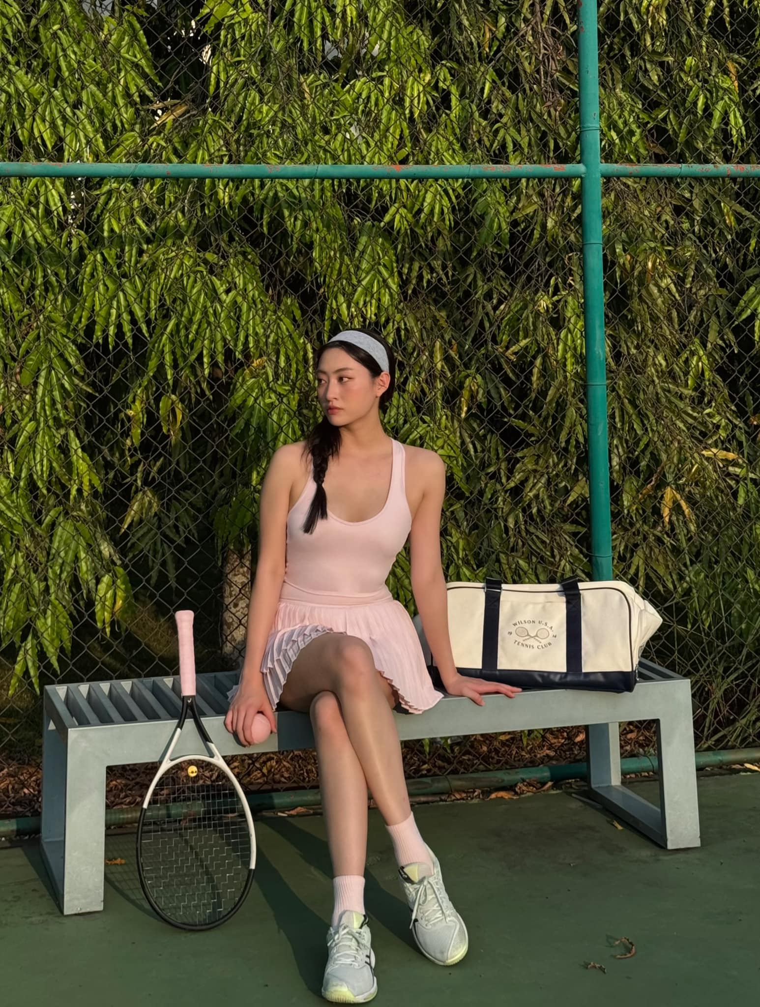 Outfits thể thao ngày hè của sao: Năng động hút ẩm nhưng phải khoe được đường cong hút mắt như thế này! - 6