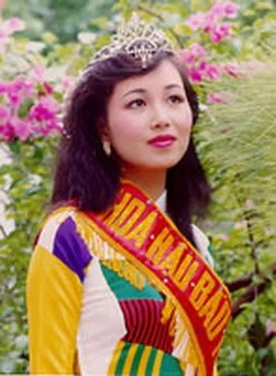 Đi tìm mỹ nhân lùn nhất giới Hoa hậu Việt: Chỉ 1m58 mà giật luôn vương miện danh giá! - 4