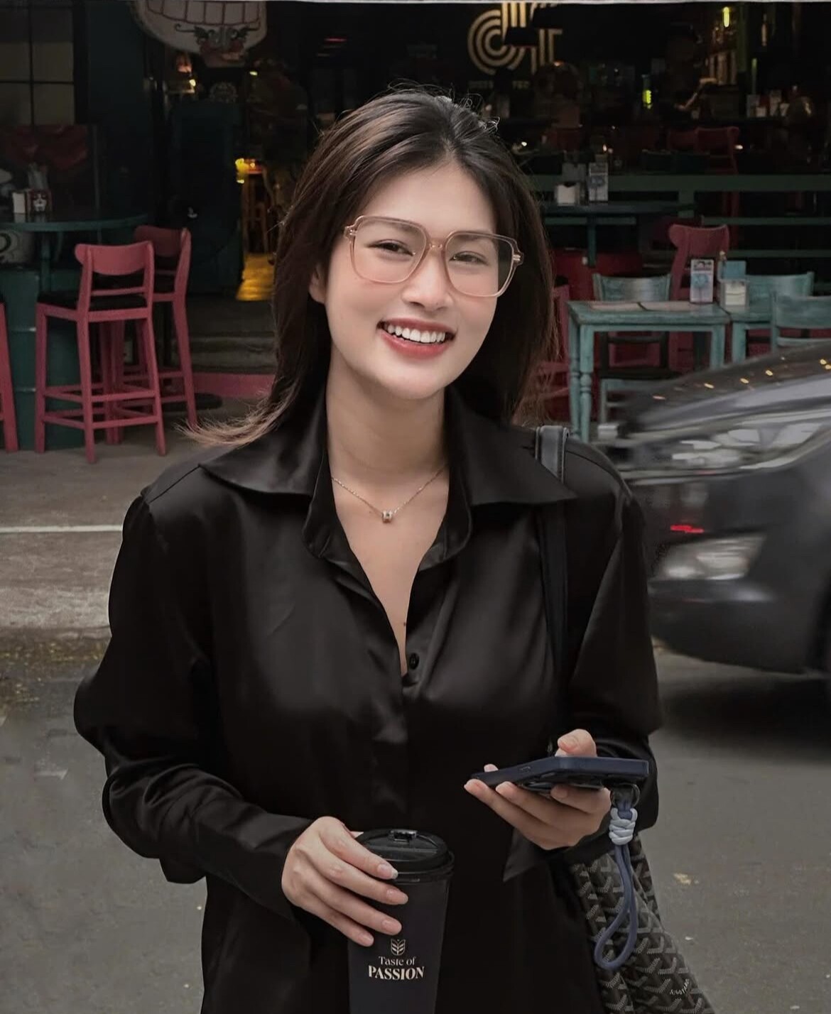 Xôn xao một cặp Hoa hậu thường xuyên mặc đụng hàng, như ngầm khẳng định diện đồ đôi - 9