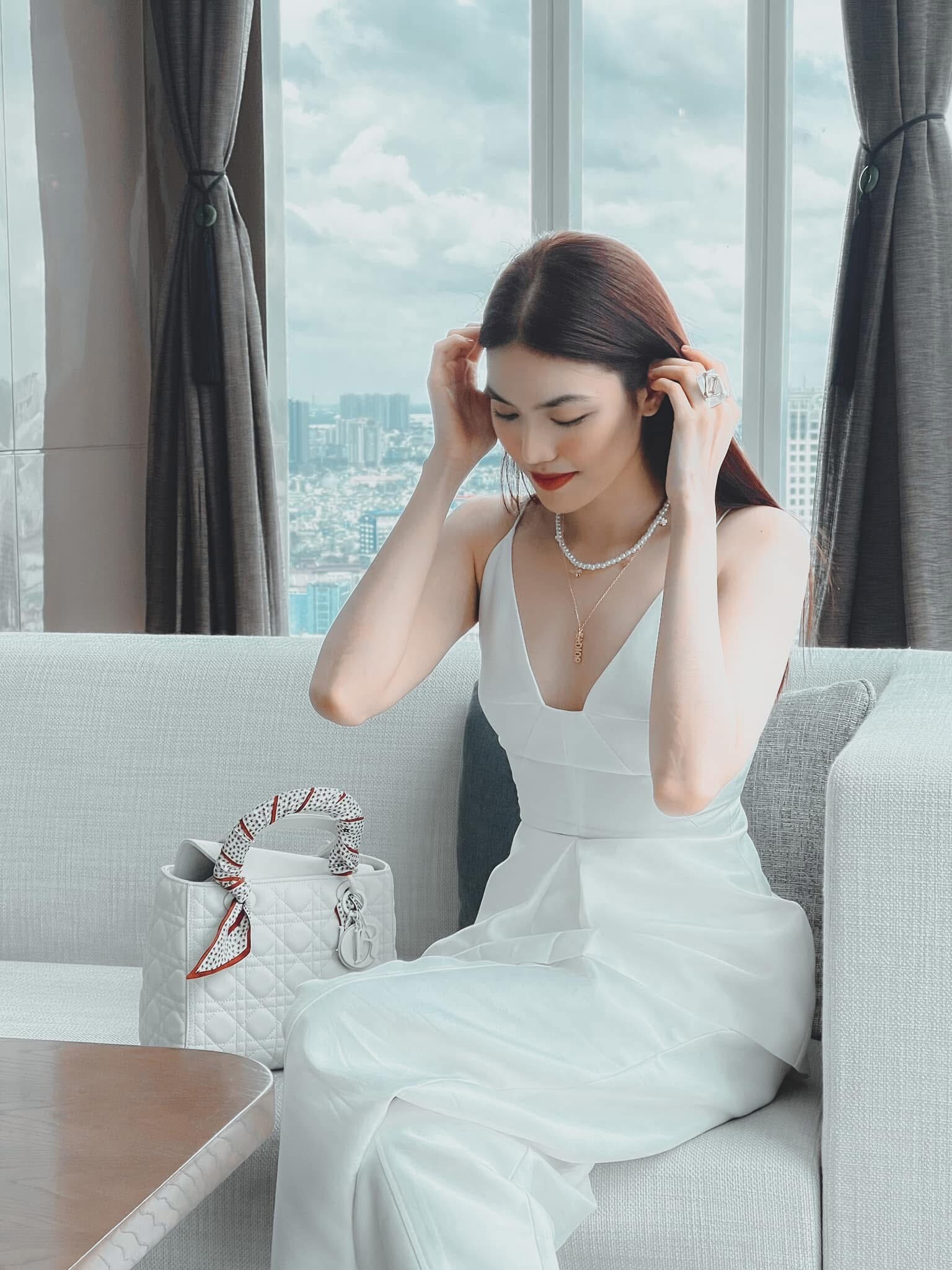 Nàng dâu hào môn Vbiz và cuộc chiến thời trang xa xỉ: Ai mới là &#34;trùm cuối&#34;? - 18