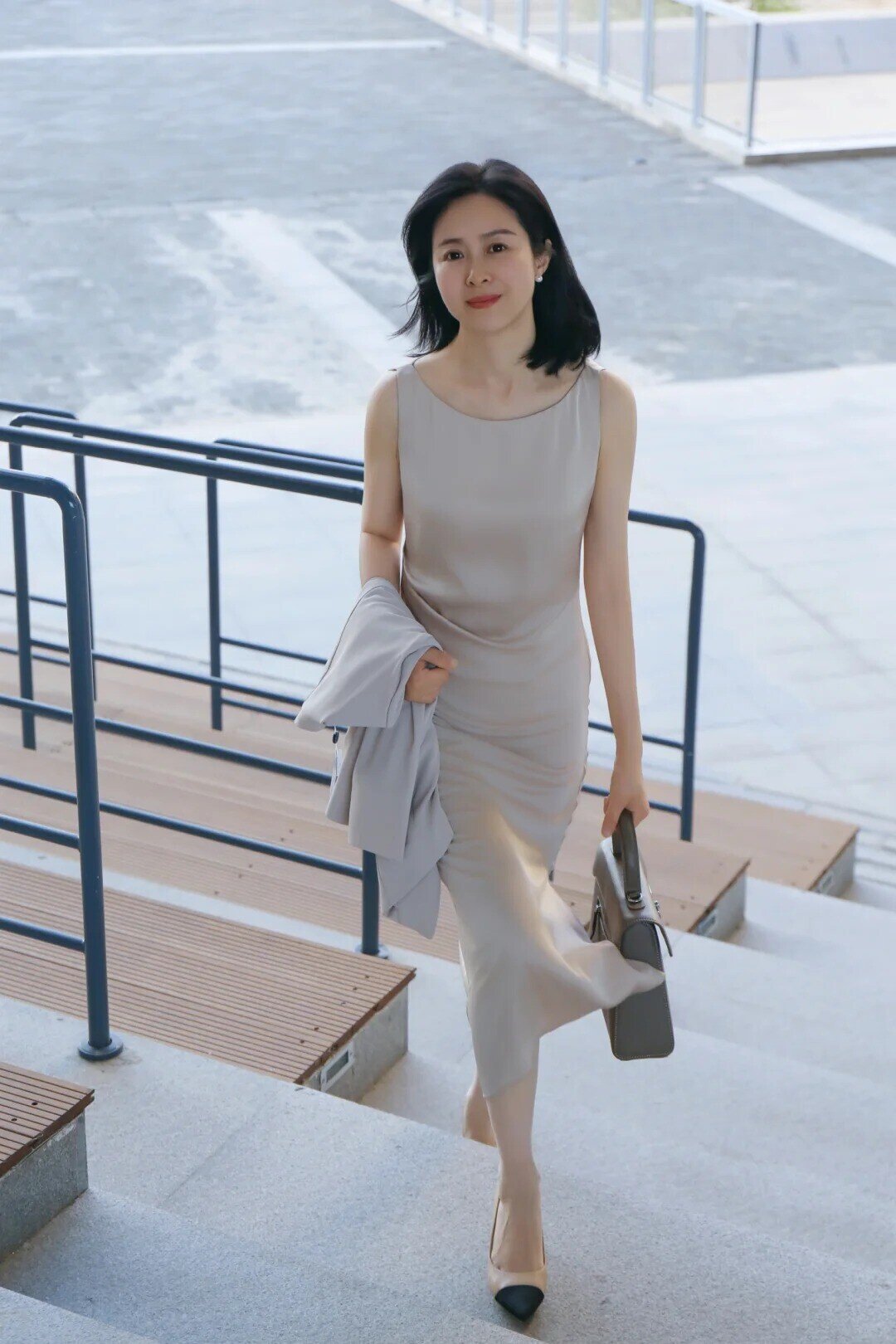 Mê mặc váy nhưng vòng 2 ngấn mỡ, nàng tham khảo 6 mẹo chọn váy vừa trẻ trung vừa bóp eo bé - 6