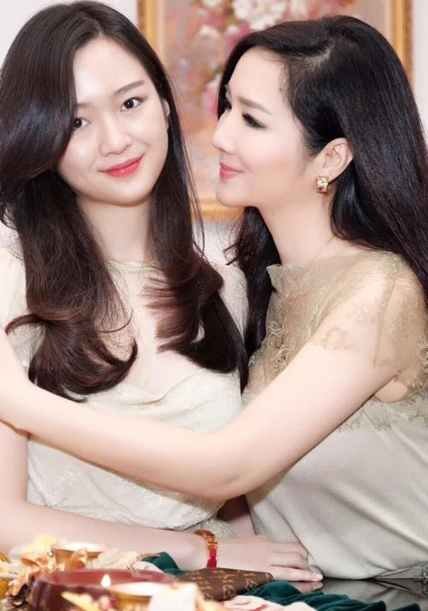 Nhan sắc dàn ái nữ kín tiếng của đại gia Việt, có con gái của Hoa hậu Việt &#34;độc nhất vô nhị&#34; xinh như hoa như ngọc - 18
