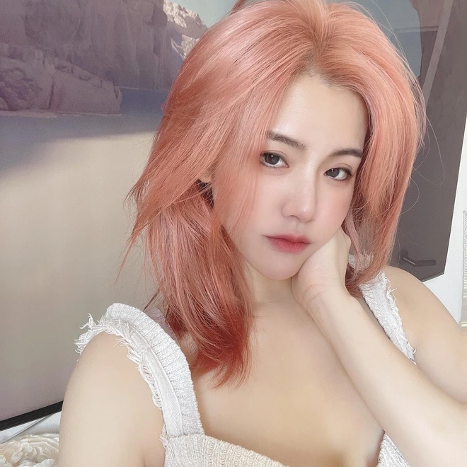 Nhan sắc dàn ái nữ kín tiếng của đại gia Việt, có con gái của Hoa hậu Việt &#34;độc nhất vô nhị&#34; xinh như hoa như ngọc - 27
