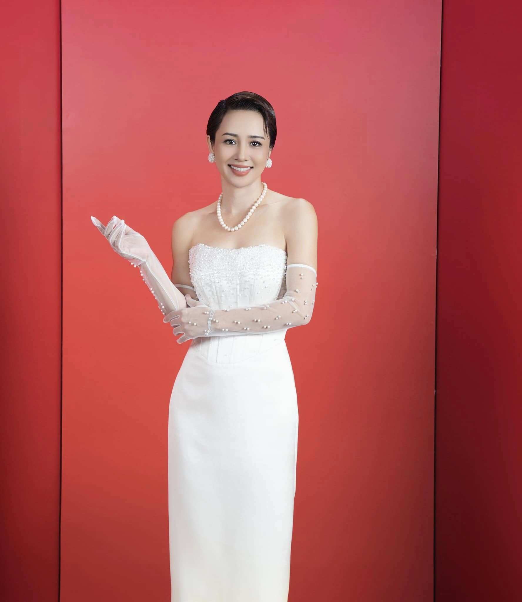 "Nữ hoàng Wushu" Thúy Hiền hậu giải nghệ, có body cực bén ngót, đẹp không thua mỹ nhân showbiz - 17