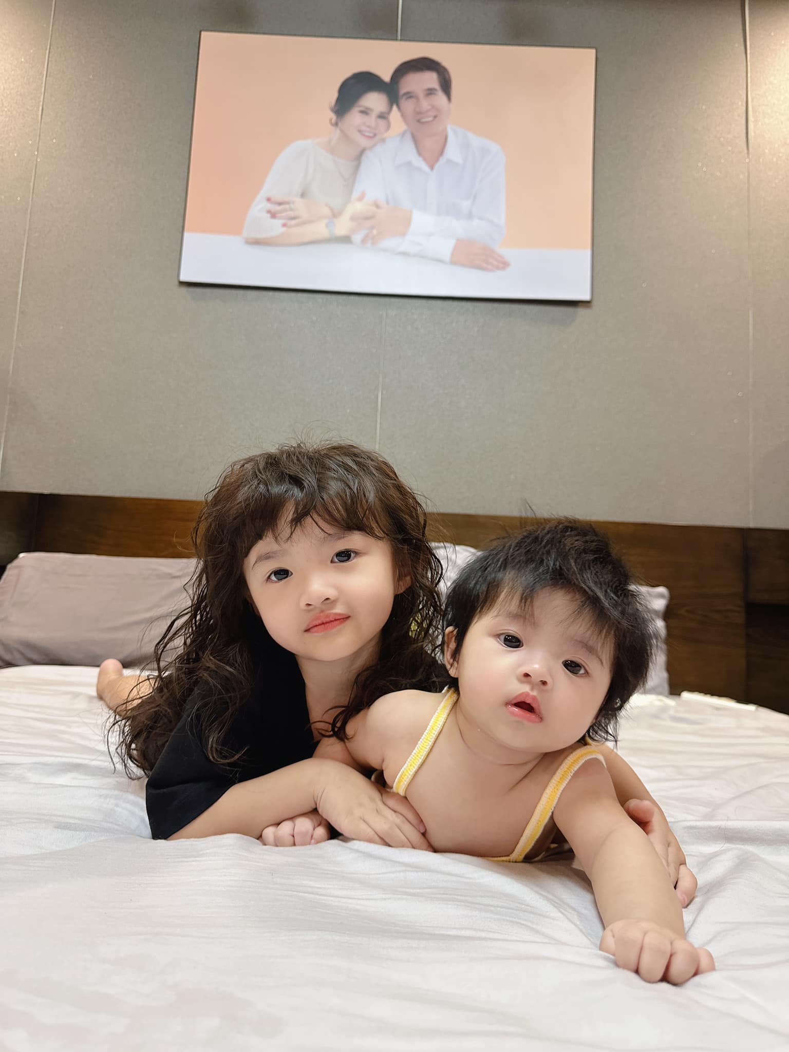 Tiểu công chúa nhà sao Việt hóa mỹ nhân với tóc xinh: Bé được khen có &#34;tướng hoa hậu&#34;, bé sao y bản chính của mẹ - 21