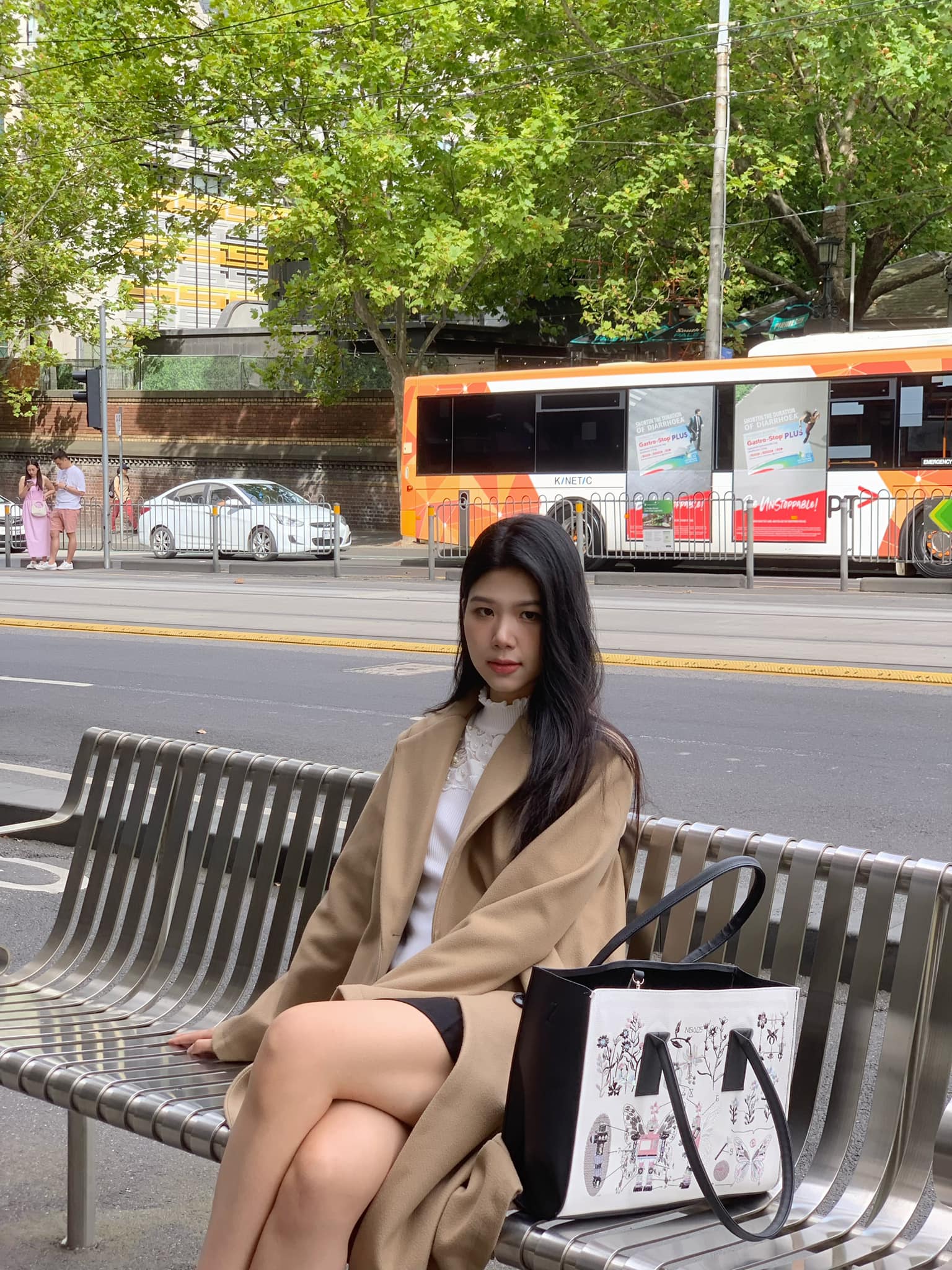 Giao diện như &#34;đúc cùng một khuôn&#34; của hai mẹ con thí sinh Hoa Hậu Việt Nam khiến dân mạng trầm trồ - 14