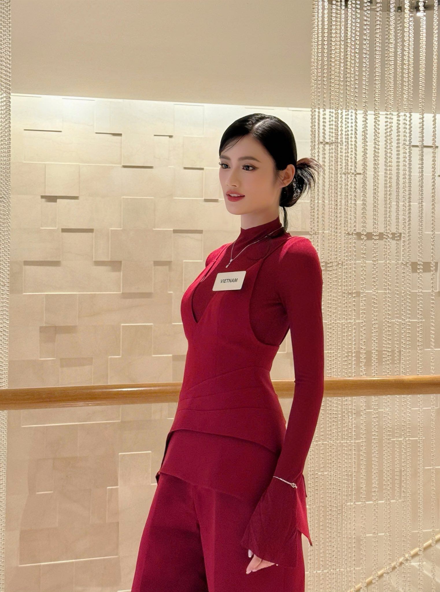 Thua thứ hạng nhưng Hoa hậu Ý Nhi thắng lớn vì đã làm được điều này ở Miss World 2025? - 16