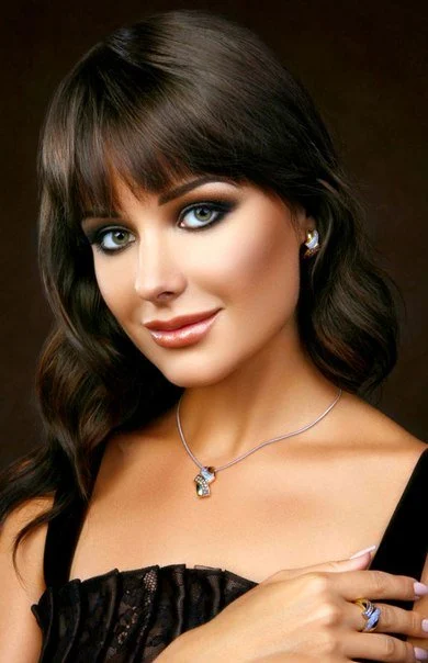 Nàng hậu bị Miss Universe thẳng tay tước vương miện có nhiệm kỳ ngắn nhất lịch sử, là huyền thoại nhan sắc khó thay thế - 10