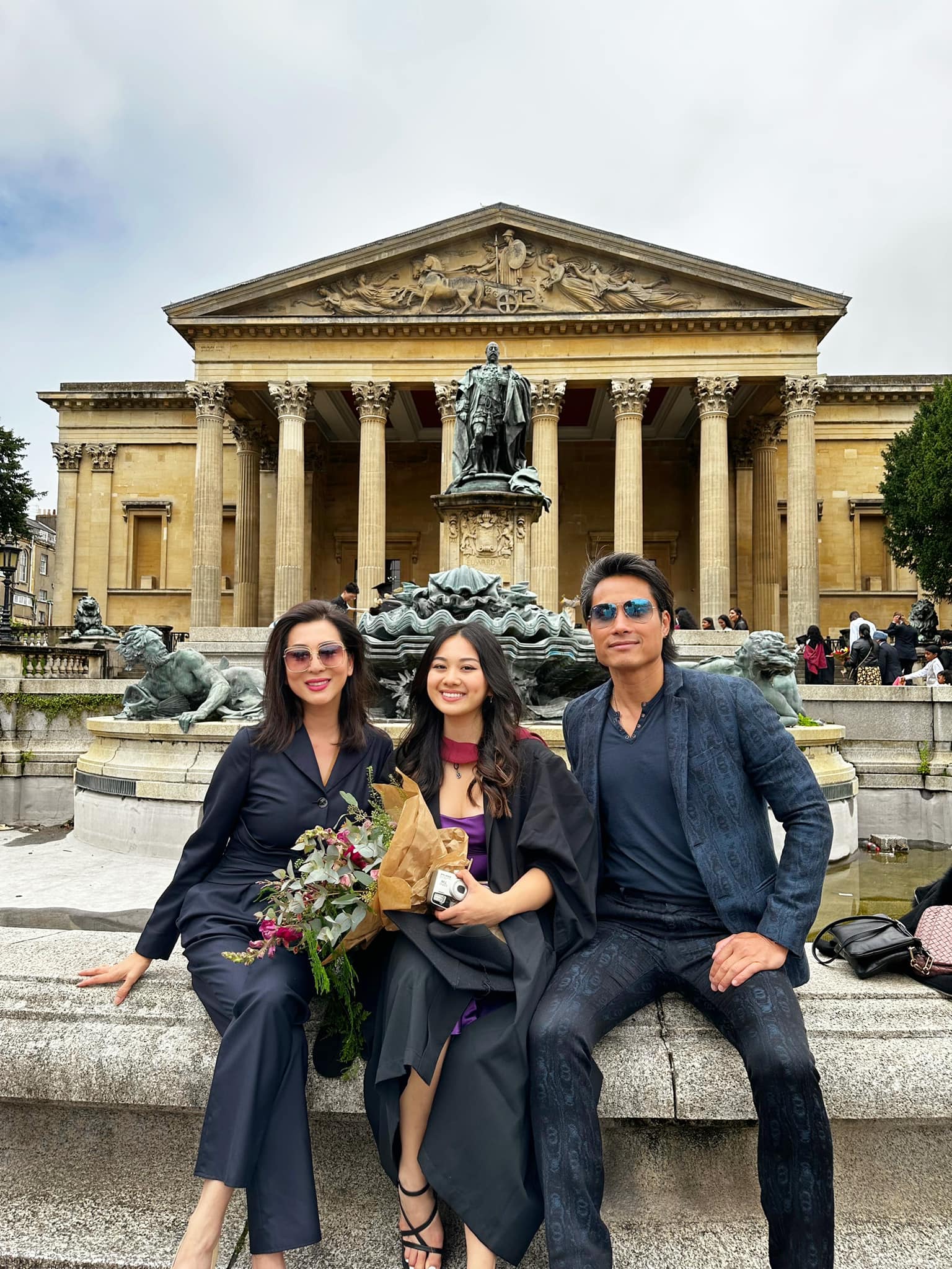 MC Nguyễn Cao Kỳ Duyên hiếm hoi khoe con gái xinh cùng chồng cũ, U60 trẻ như chị - 4