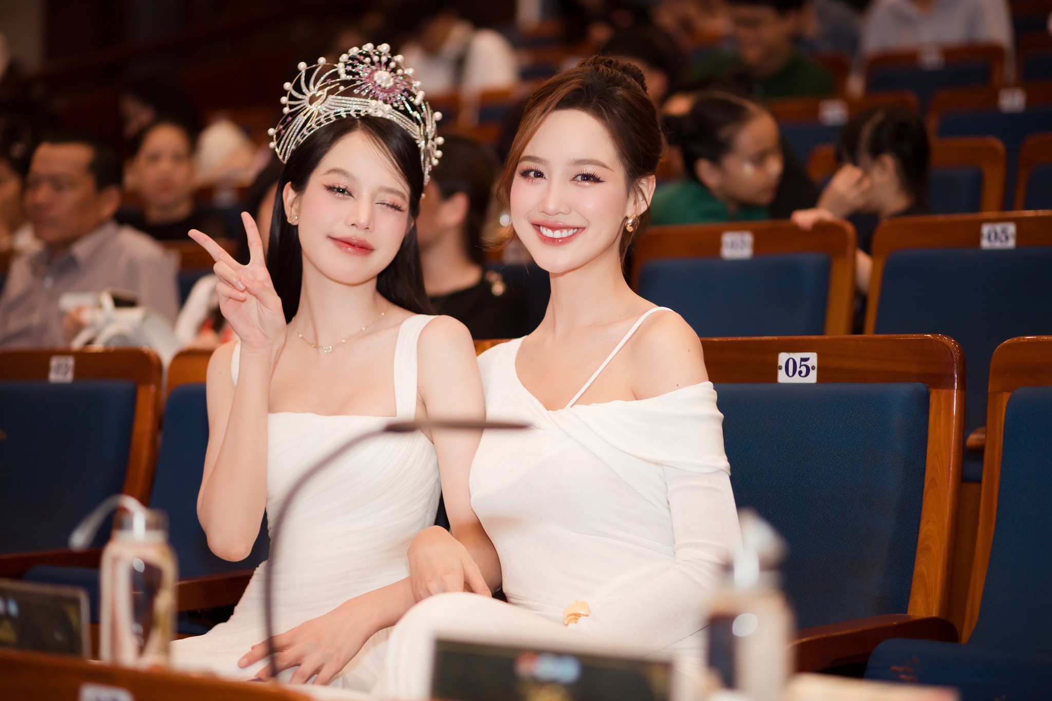 &#34;Thần tiên tỉ tỉ&#34; xứ Đà Nẵng đẹp lên nhờ dao kéo, sẵn sàng &#34;tấn công&#34; đấu trường sắc đẹp quốc tế - 11