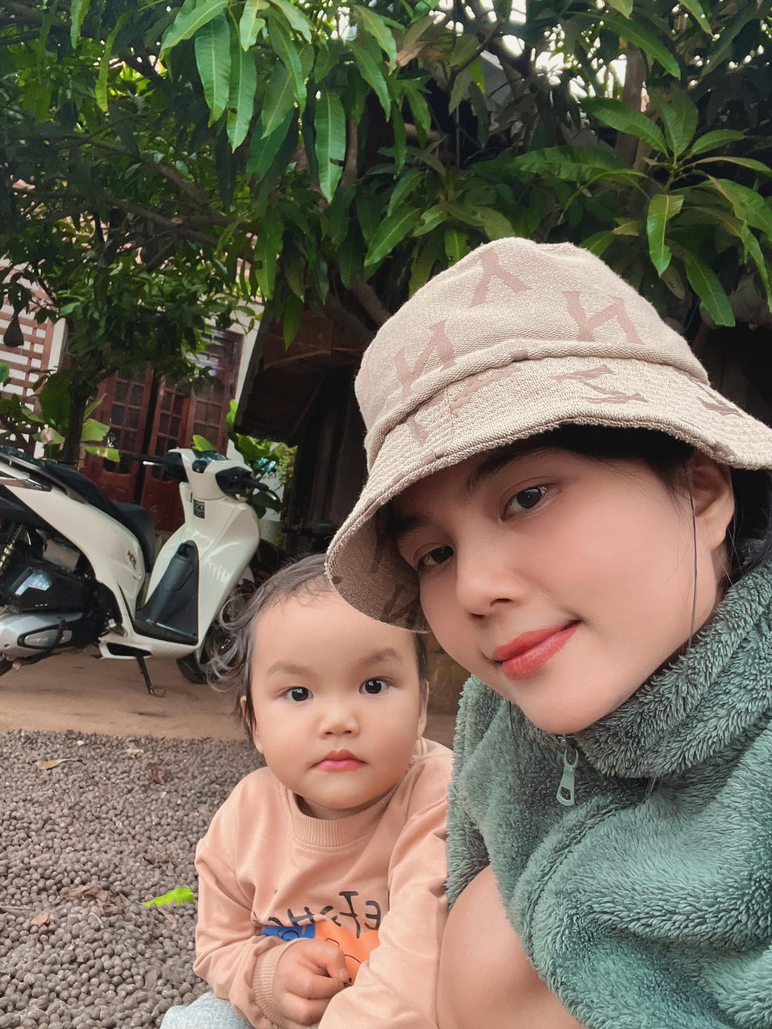 Em gái H&#39;Hen Niê có gương mặt như lai tây, đẹp không kém chị gái, CĐM tiếc nuối vì không thi hoa hậu - 6