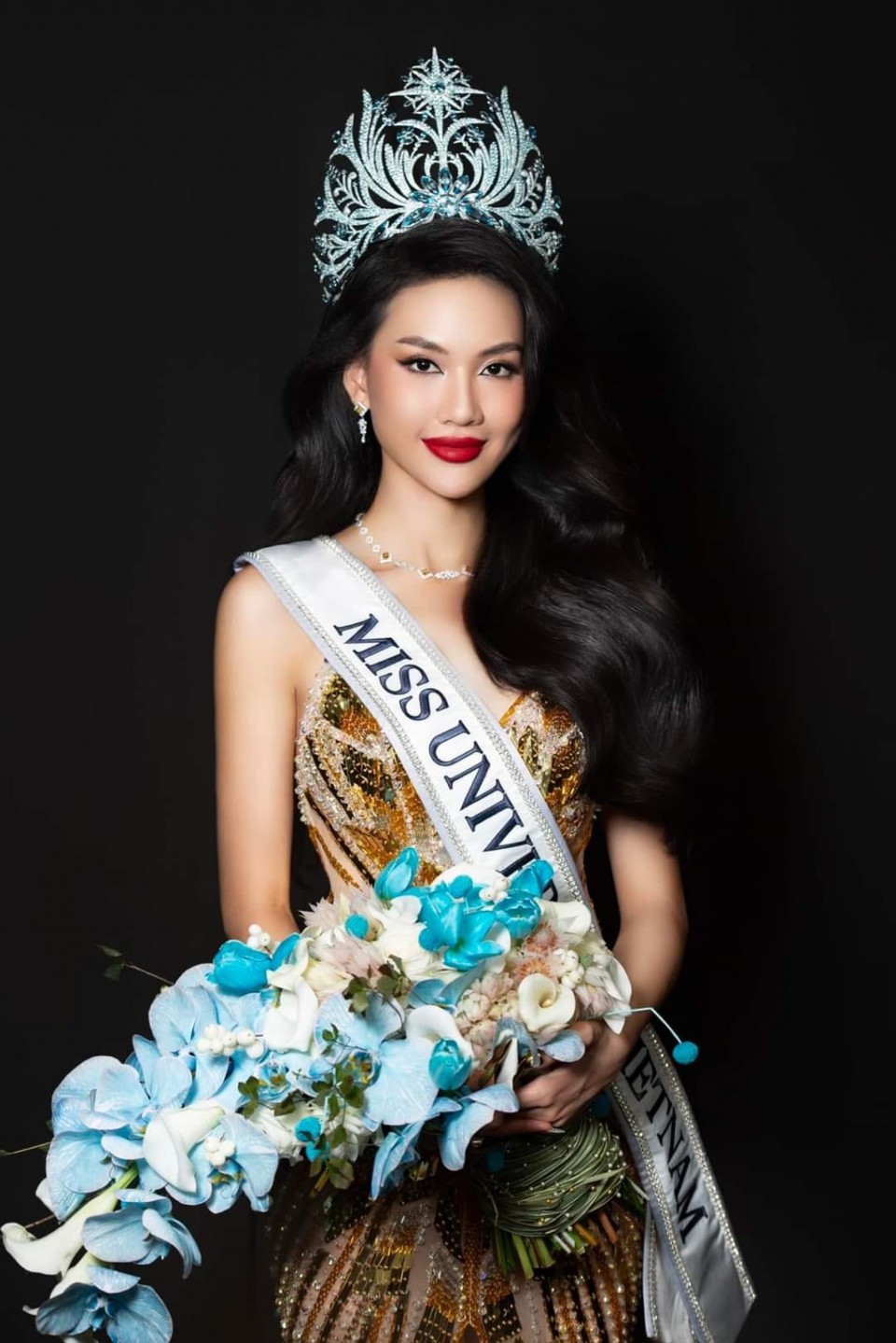 Độc lạ Miss Universe Vietnam 2024: Hoa hậu được trao chiếc vương miện rẻ nhất lịch sử sắc đẹp Việt - 12