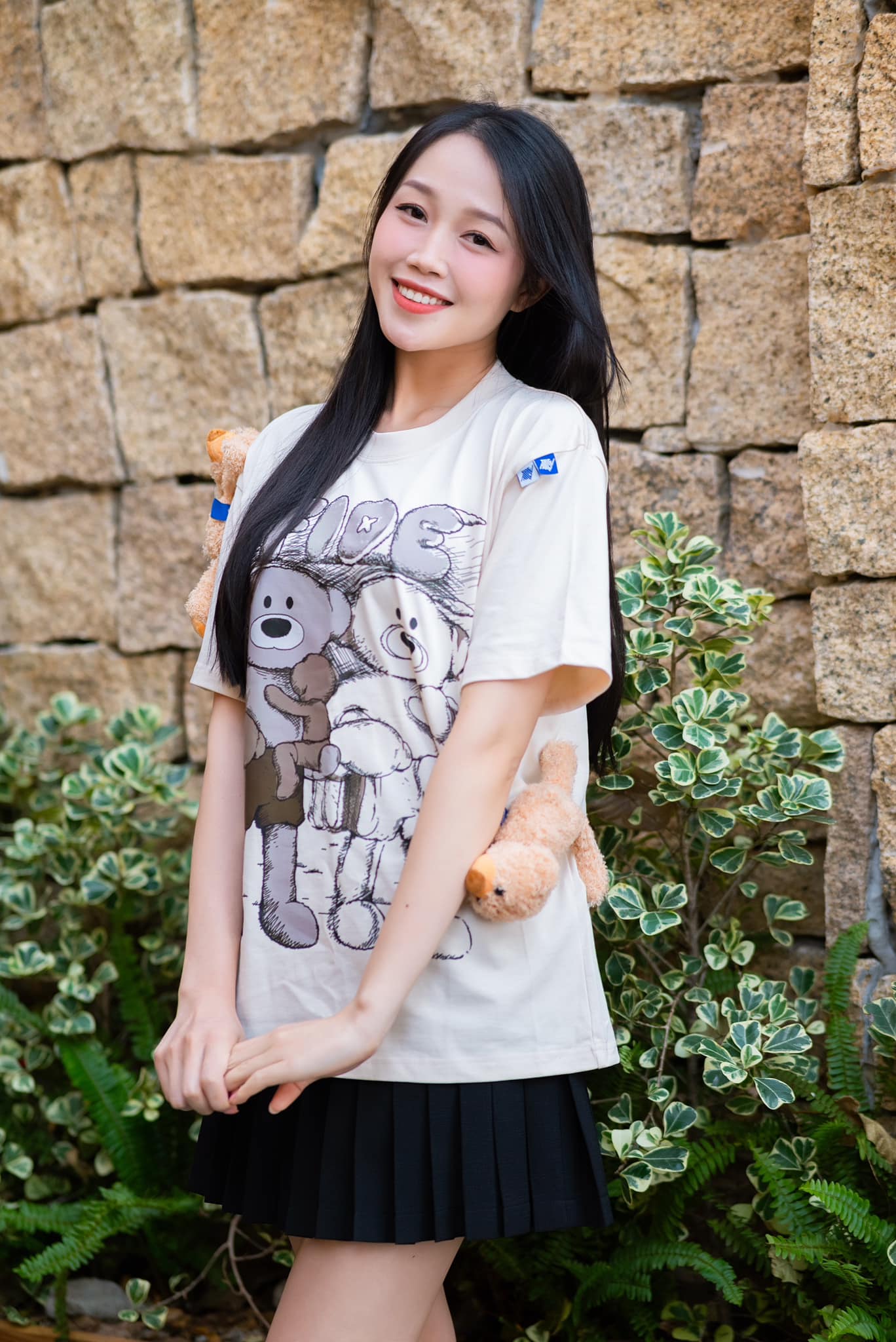 Nhan sắc đời thường mộc mạc của 4 Á hậu Miss Grand Vietnam 2025: Người bị chê quá &#34;lành&#34;, nữ bác sĩ body bốc lửa khó cưỡng - 13