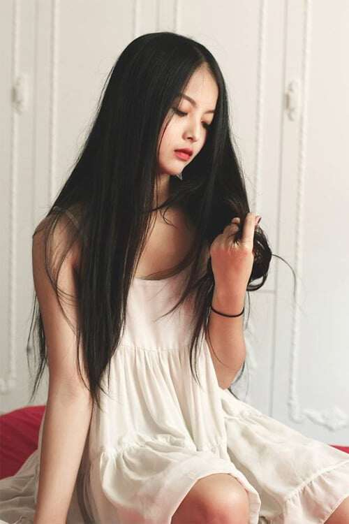 Con gái diễn viên Mai Phương có vẻ đẹp điện ảnh chuẩn “con nhà nòi” từ thời học sinh, nay quyến rũ bất ngờ, trẻ xinh như gái 18 - 7