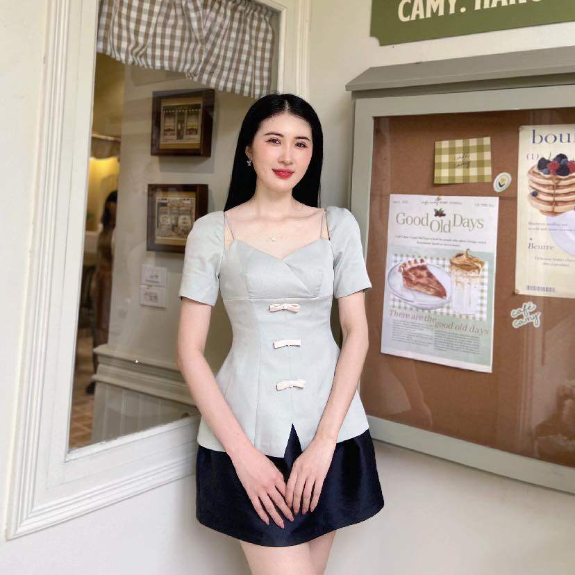 Cô gái ví von &#34;bạch tuộc là biểu tượng của phụ nữ&#34; gây tranh cãi vẫn đăng quang Á hậu một cách khó hiểu - 6