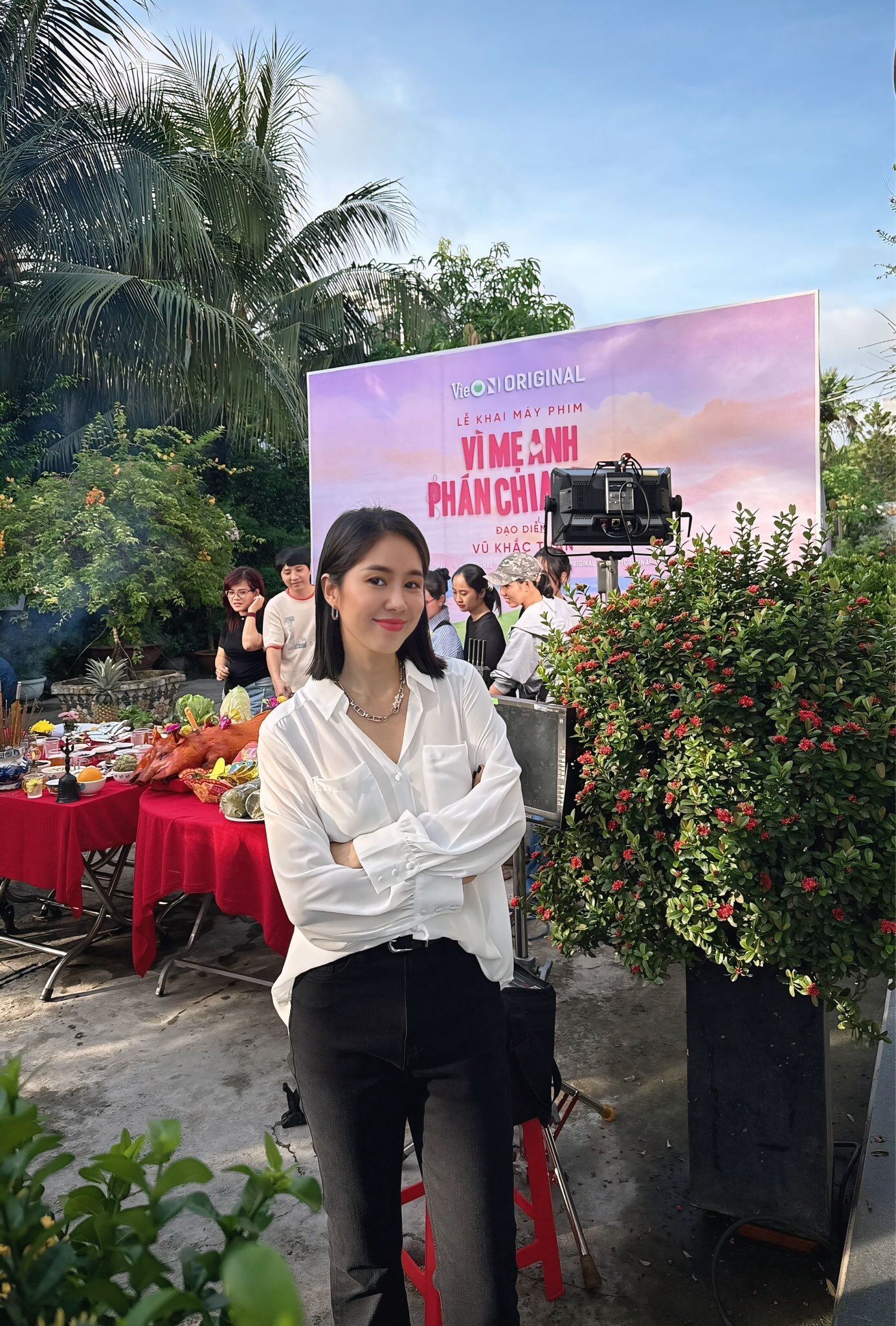 Không nhận ra nữ hoàng phim truyền hình miền Tây: Cả chục năm ăn mặc giản dị, nay lột xác thành “nữ tổng tài” sang chảnh - 11